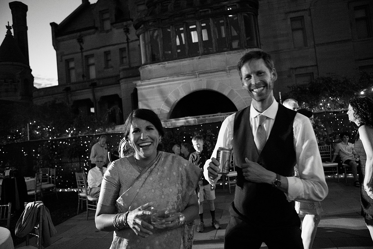 Minneapolis documentary film wedding photographer 0096.jpg