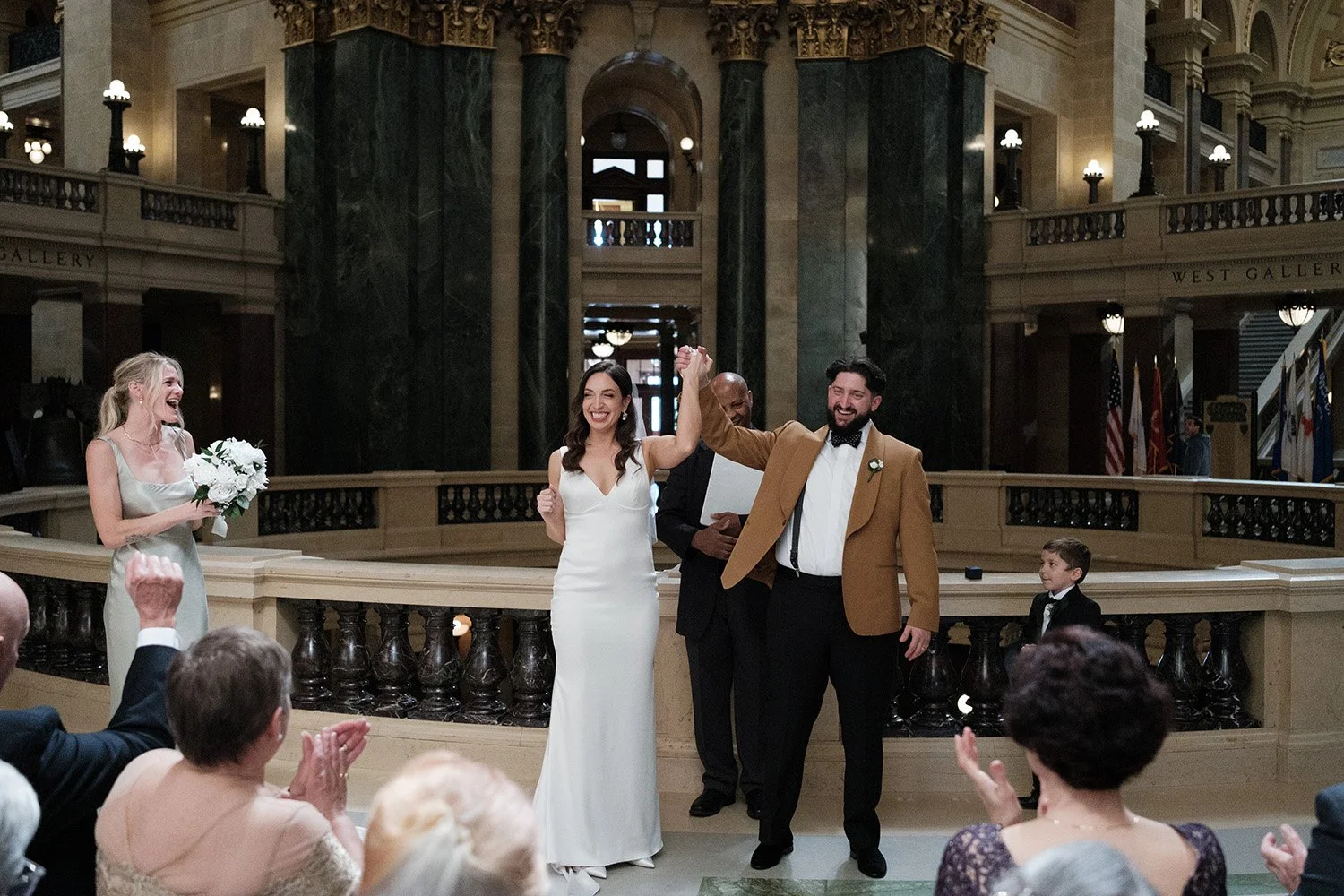 Madison WI Capitol Wedding Elopement Photos 0018.jpg