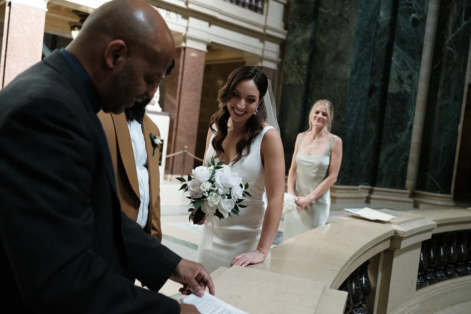 Madison WI Capitol Wedding Elopement Photos 0022.jpg