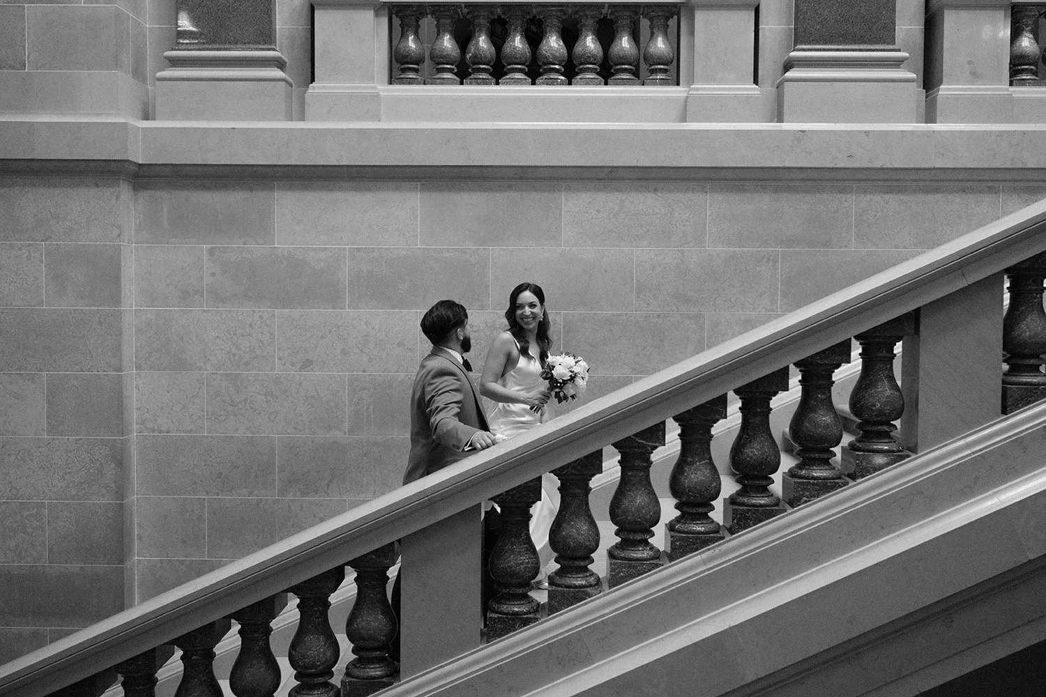 Madison WI Capitol Wedding Elopement Photos 0026.jpg
