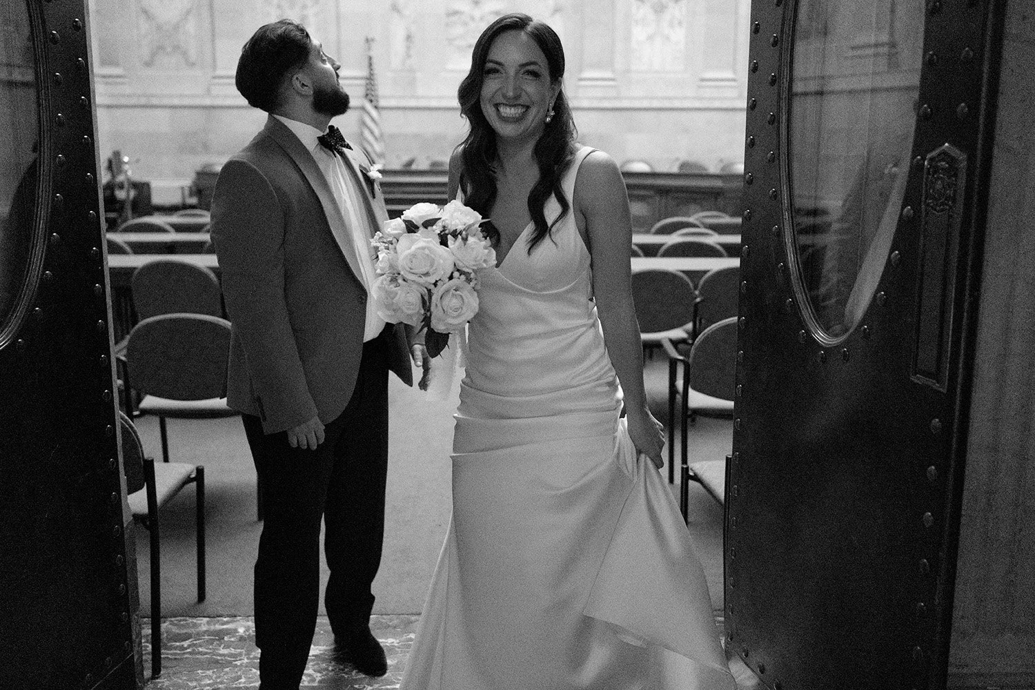 Madison WI Capitol Wedding Elopement Photos 0029.jpg