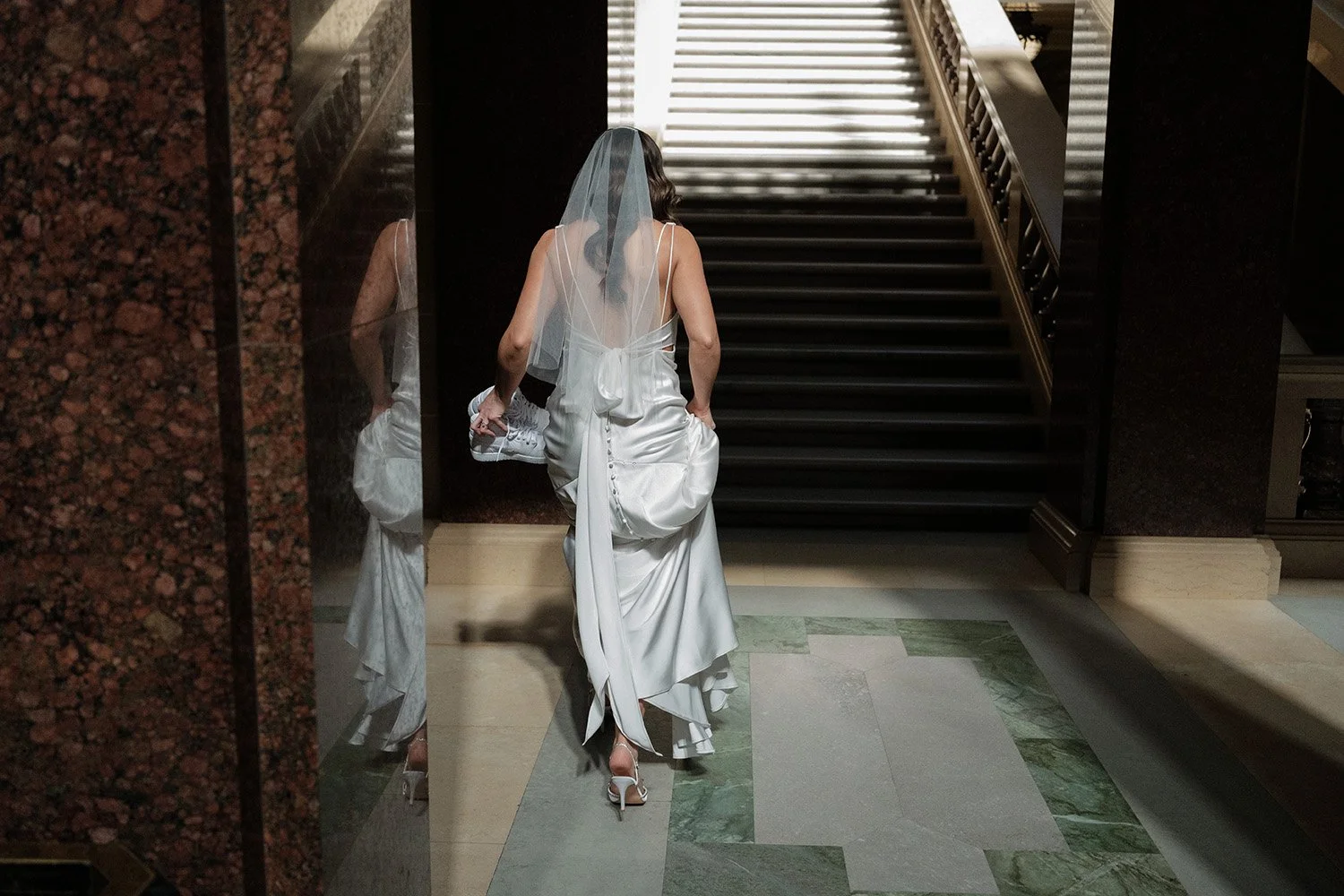 Madison WI Capitol Wedding Elopement Photos 0034.jpg
