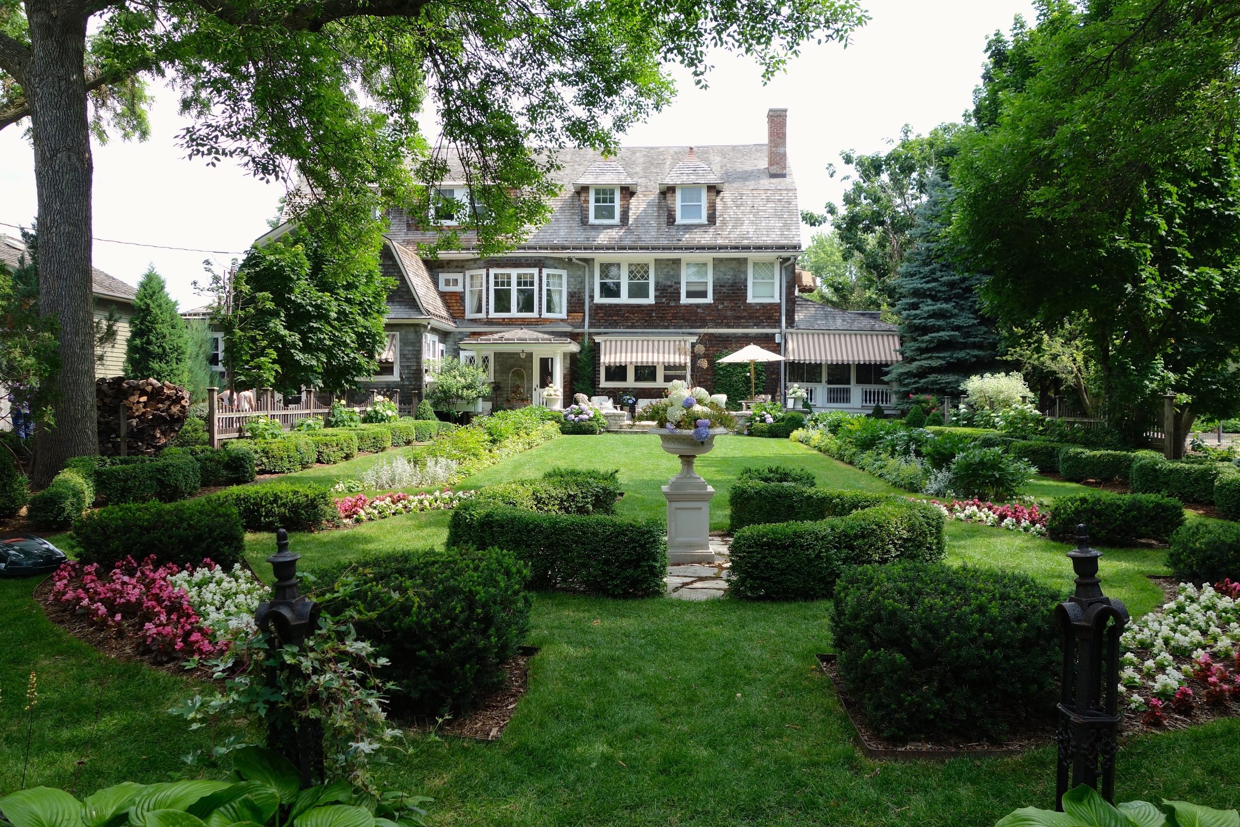   Catherine Davis’ Neenah garden combines formal elements with historic techniques to give the sense that this garden has always been here.&nbsp;    