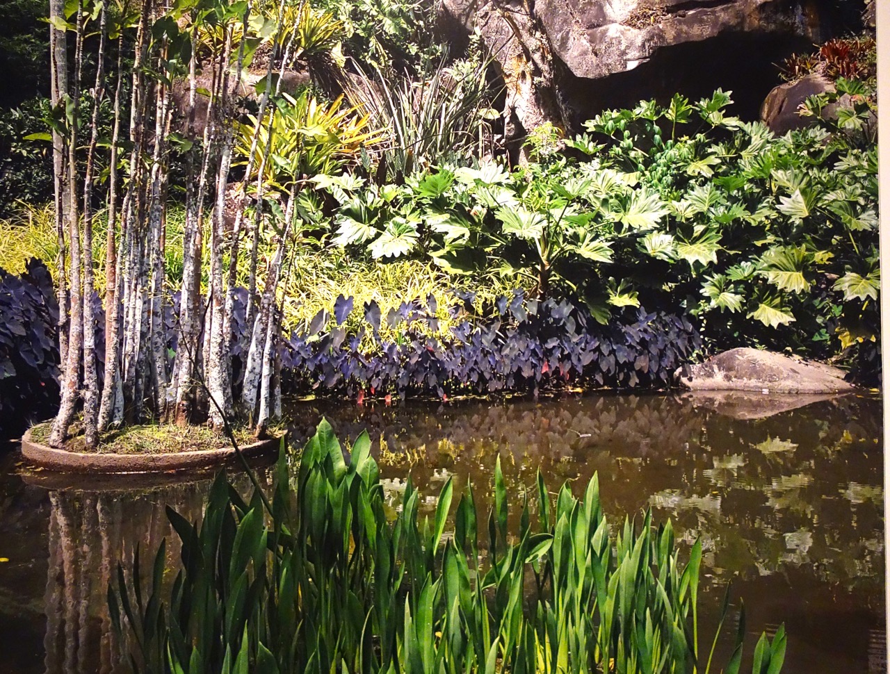 Image of Sitio Burle Marx from the exhibit shows blocks of color and bold shapes. From The Jewish Museum exhibition.