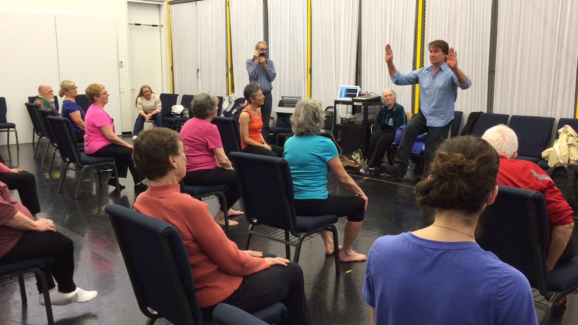 David Parsons demonstrating his choreography.