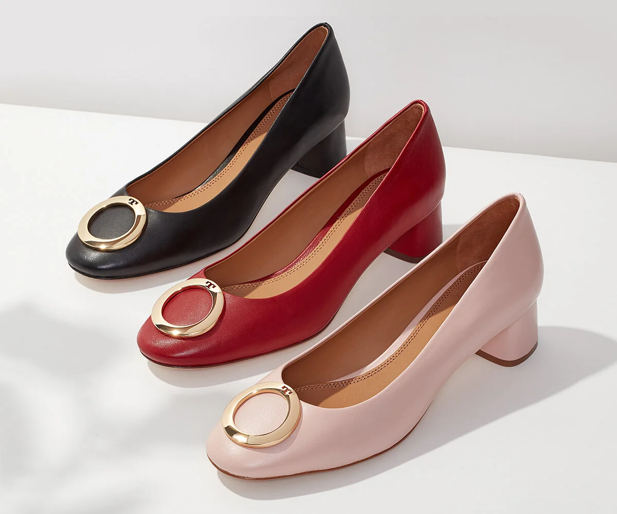 tory-burch-minimal-logo-pumps@2x.jpg