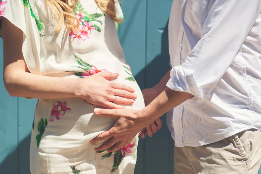 0003-COPYRIGHT-LIFEISNOWPHOTOGRAPHY-VANESSAPREGNANCY-HR-121027-0011-5194.jpg