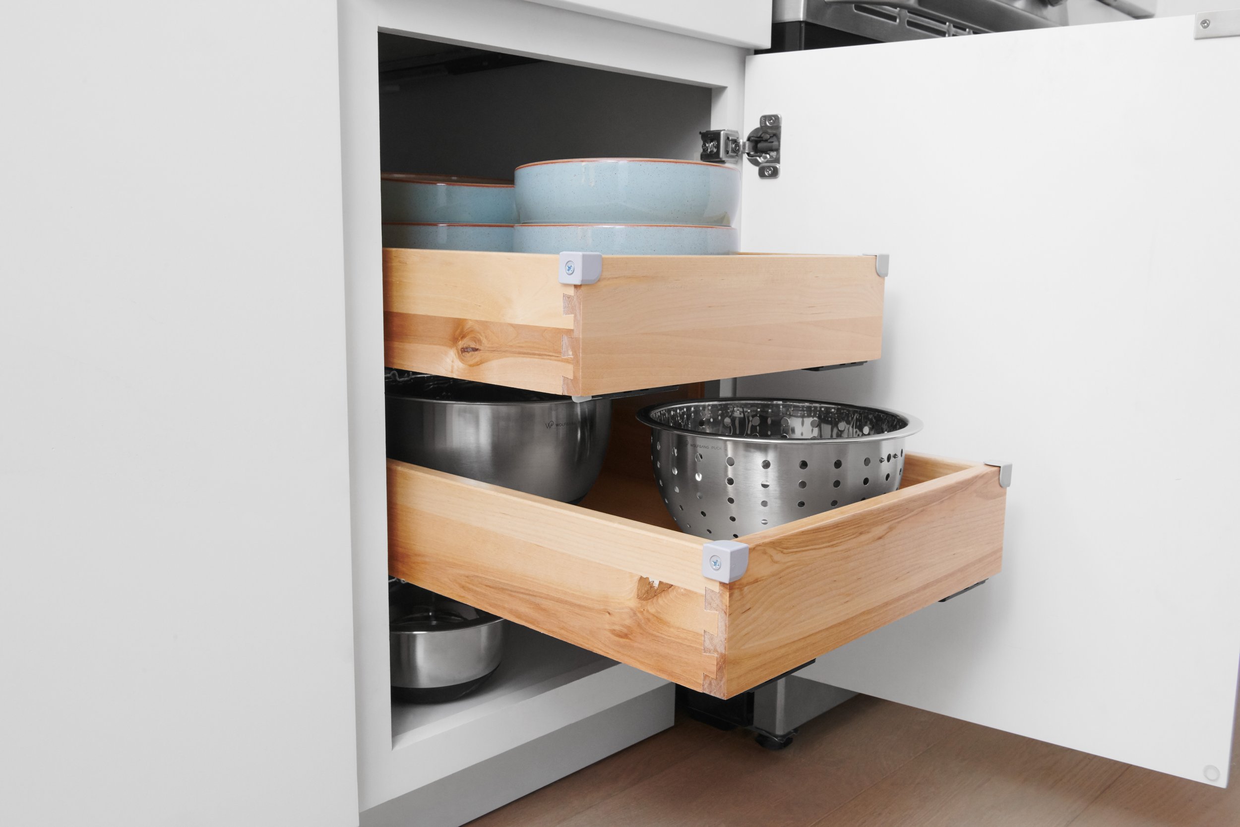 THD_SHOT15_KITCHEN_ROLL-TRAY-EASY-TRAXTM_0723.jpg