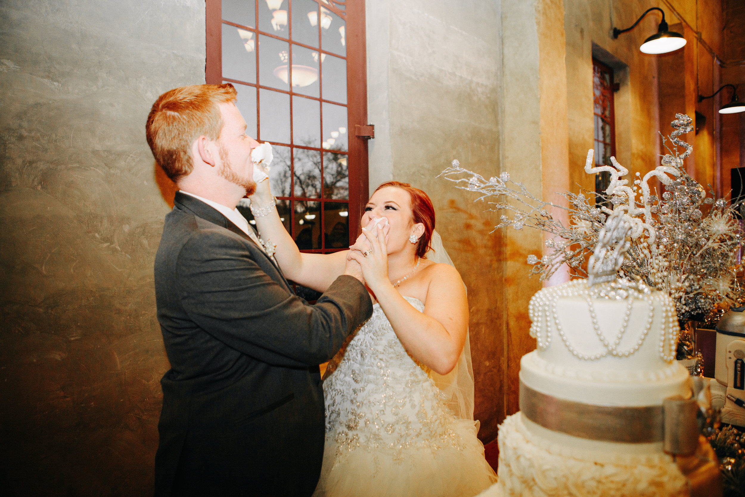 Winter Wedding at Olde Dobbin Station - Madeleine Frost Wedding Photographer-0304.jpg