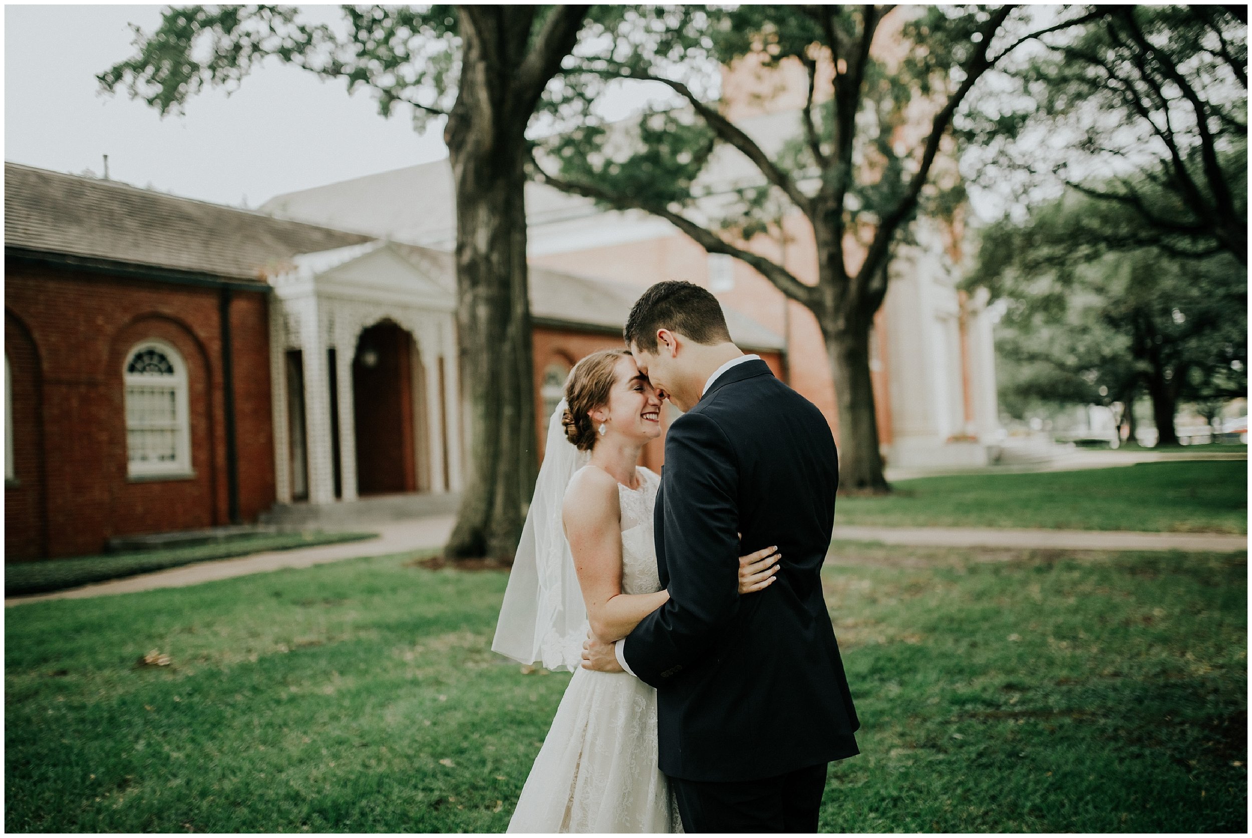 Madeleine Frost - Houston Texas Adventure Wedding Photographer - First Presbyterian Church-1140.jpg