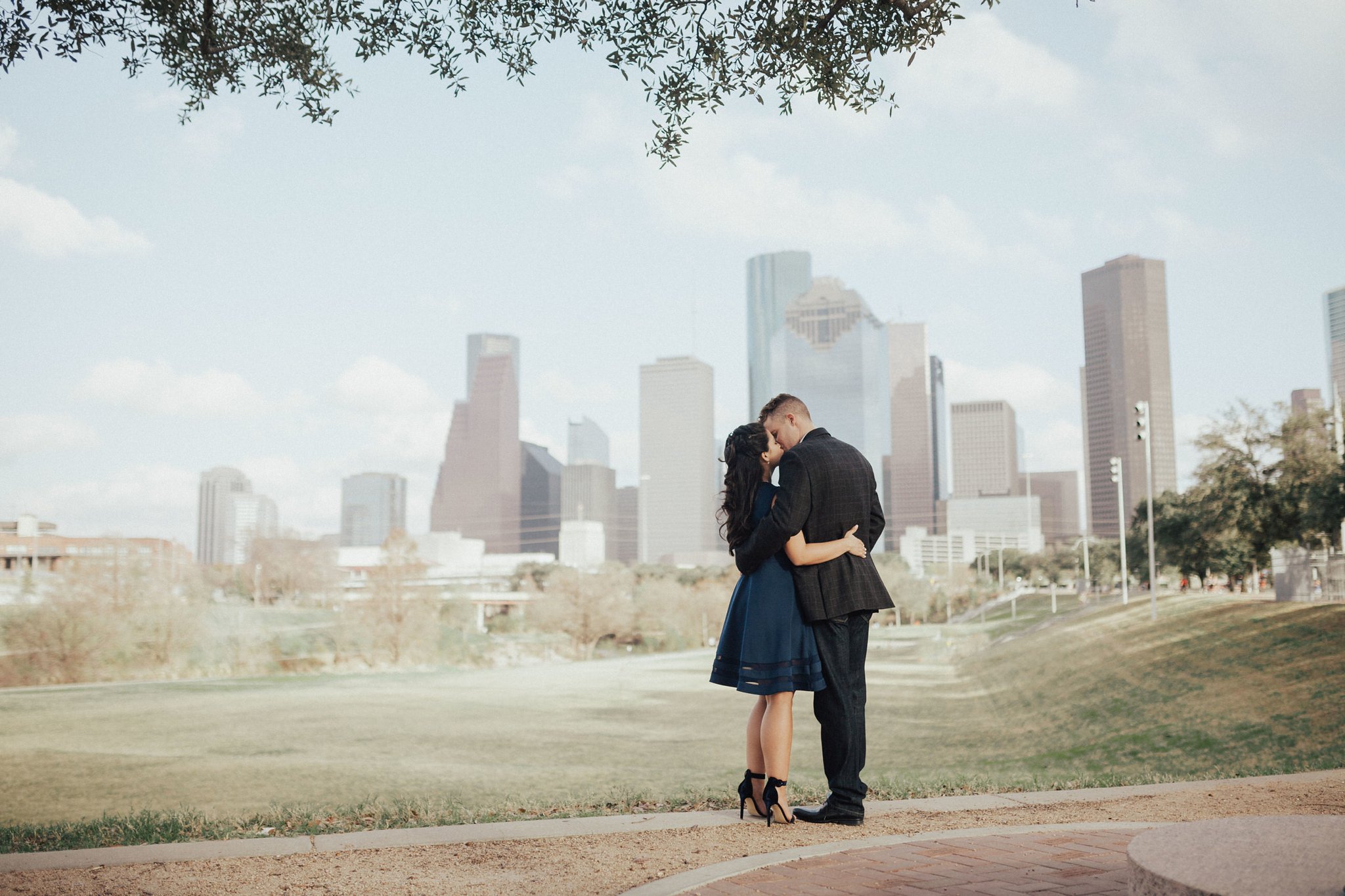 Ashley_and_Kyle___Downtown_Houston_Engagement_Session_2133-1.jpg