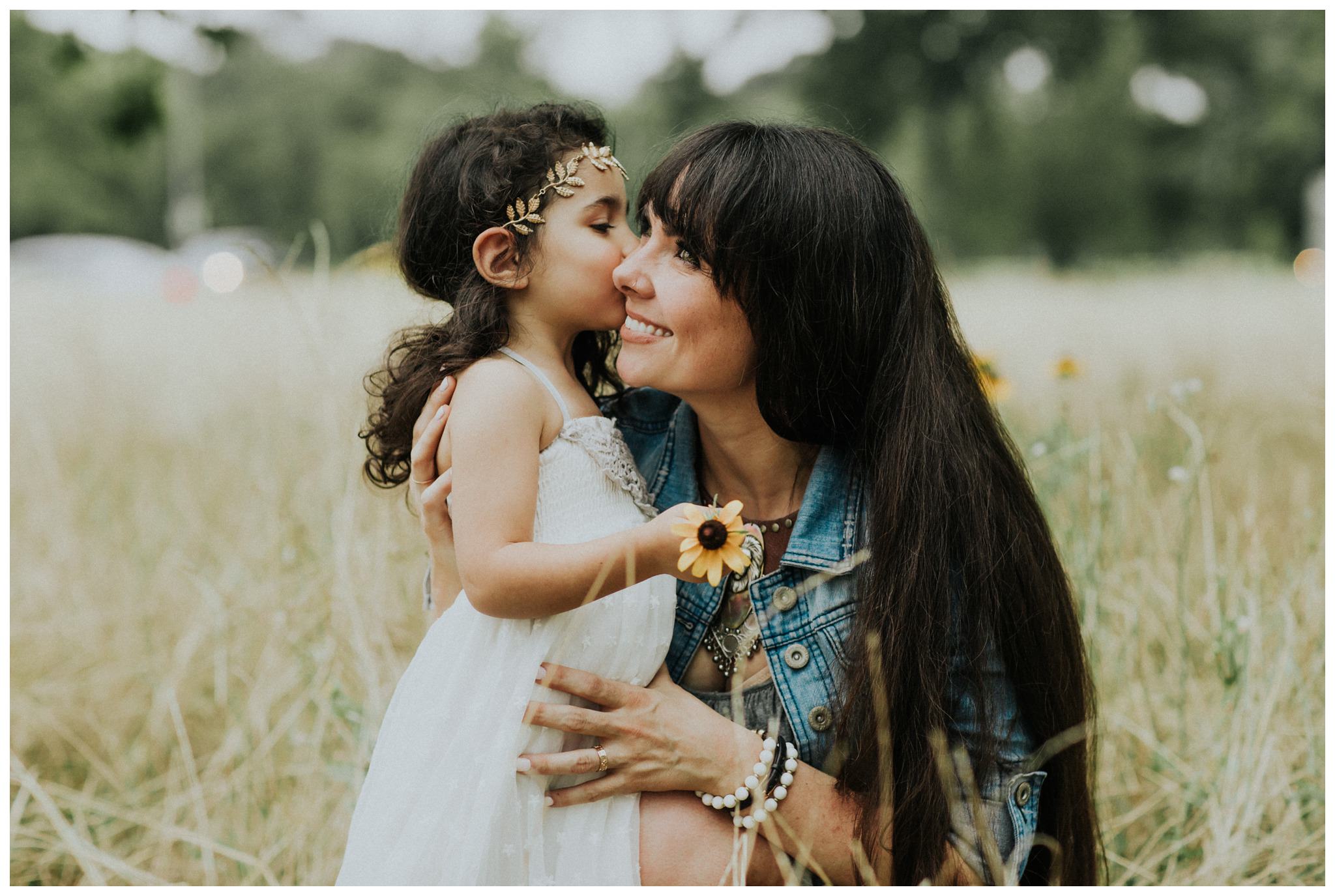 Houston Memorial Park Family Portraits - The Sharon Family - Madeleine Frost-2027.jpg