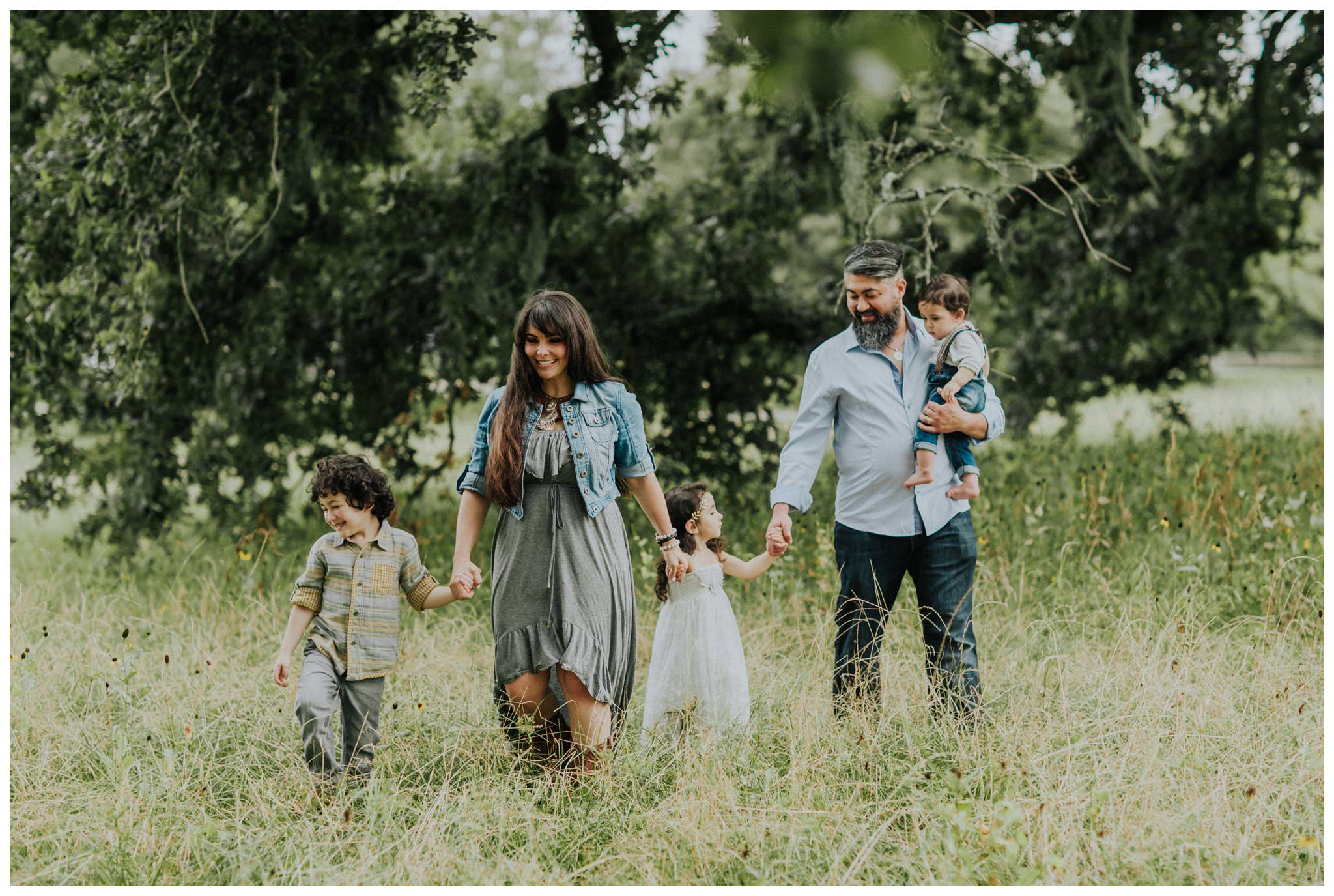 Houston Memorial Park Family Portraits - The Sharon Family - Madeleine Frost-2015.jpg