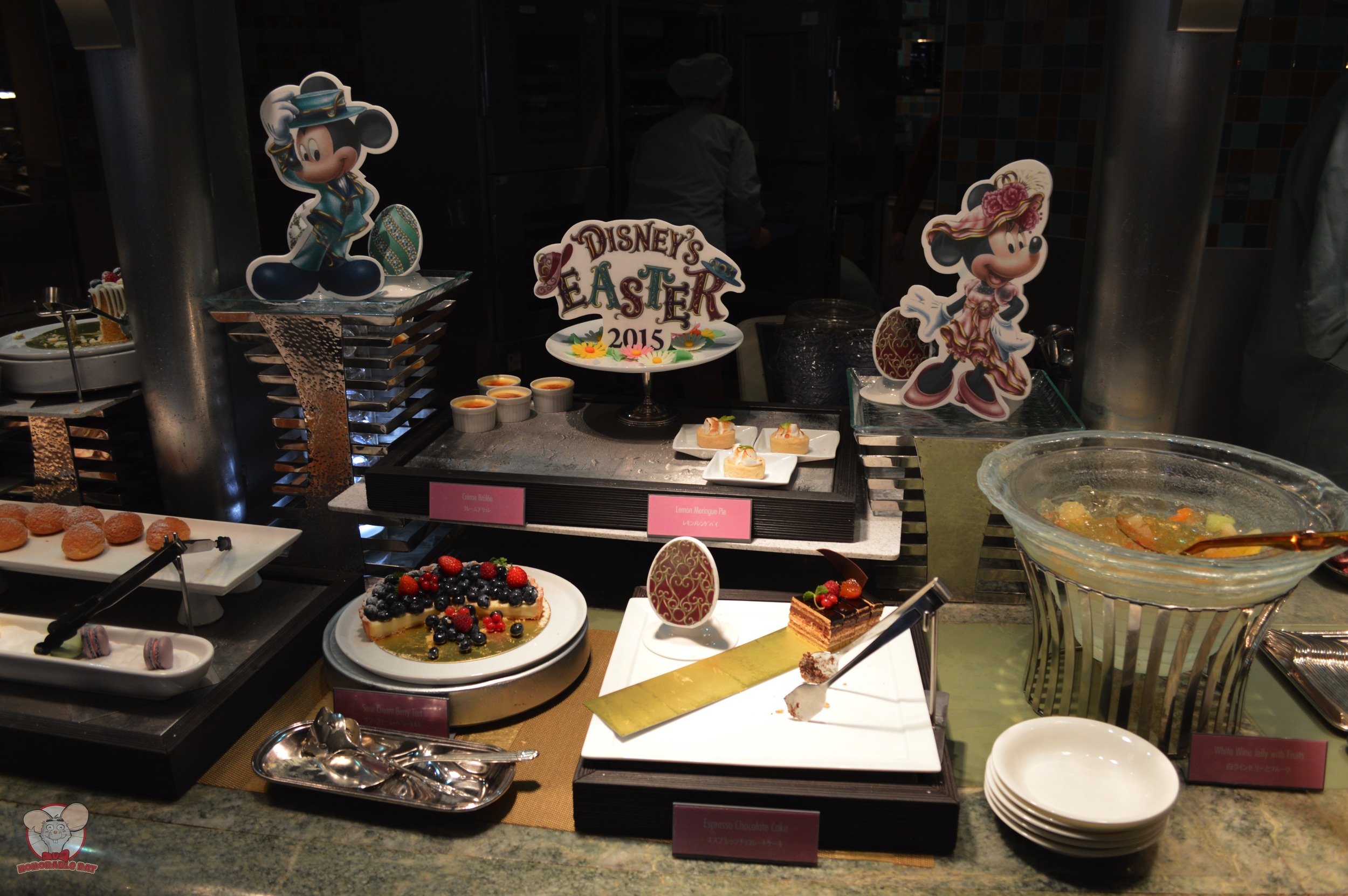 Disney's Easter 2015 Desserts