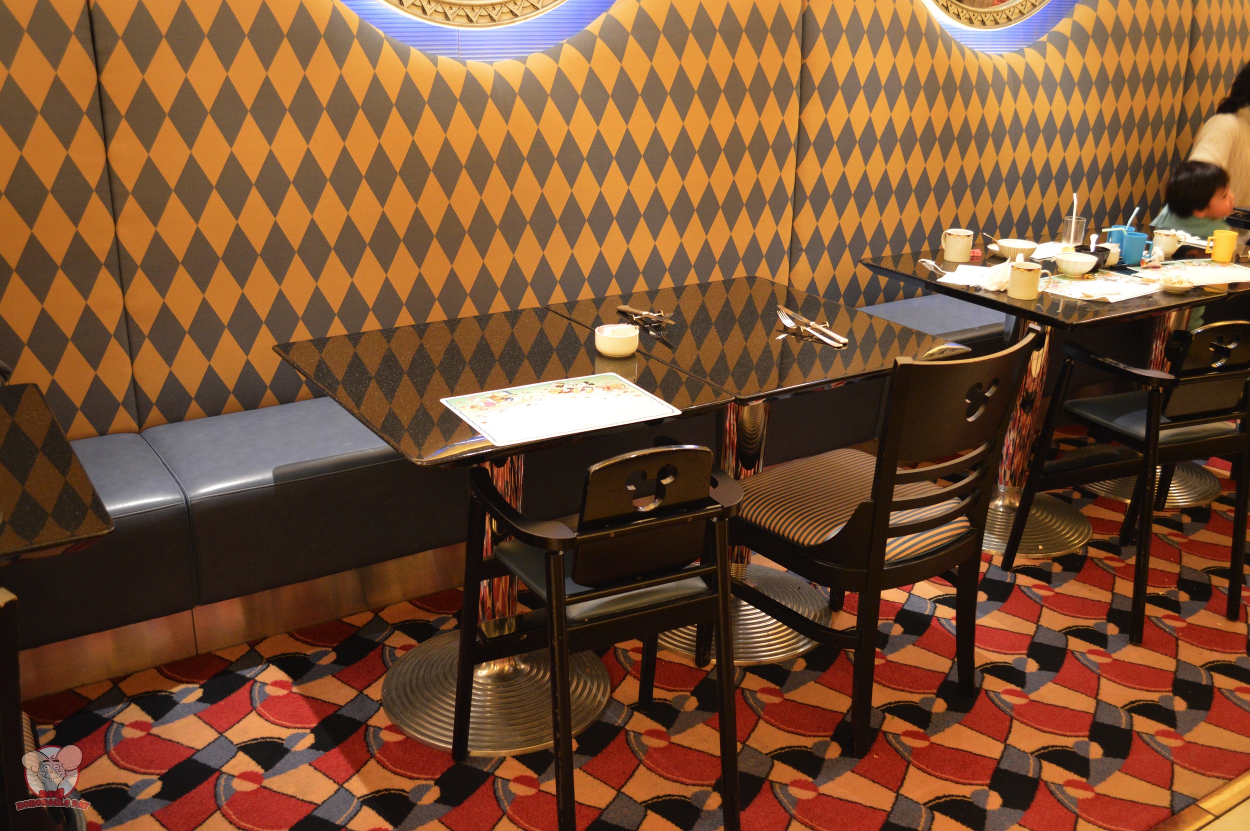 Chef Mickey Table