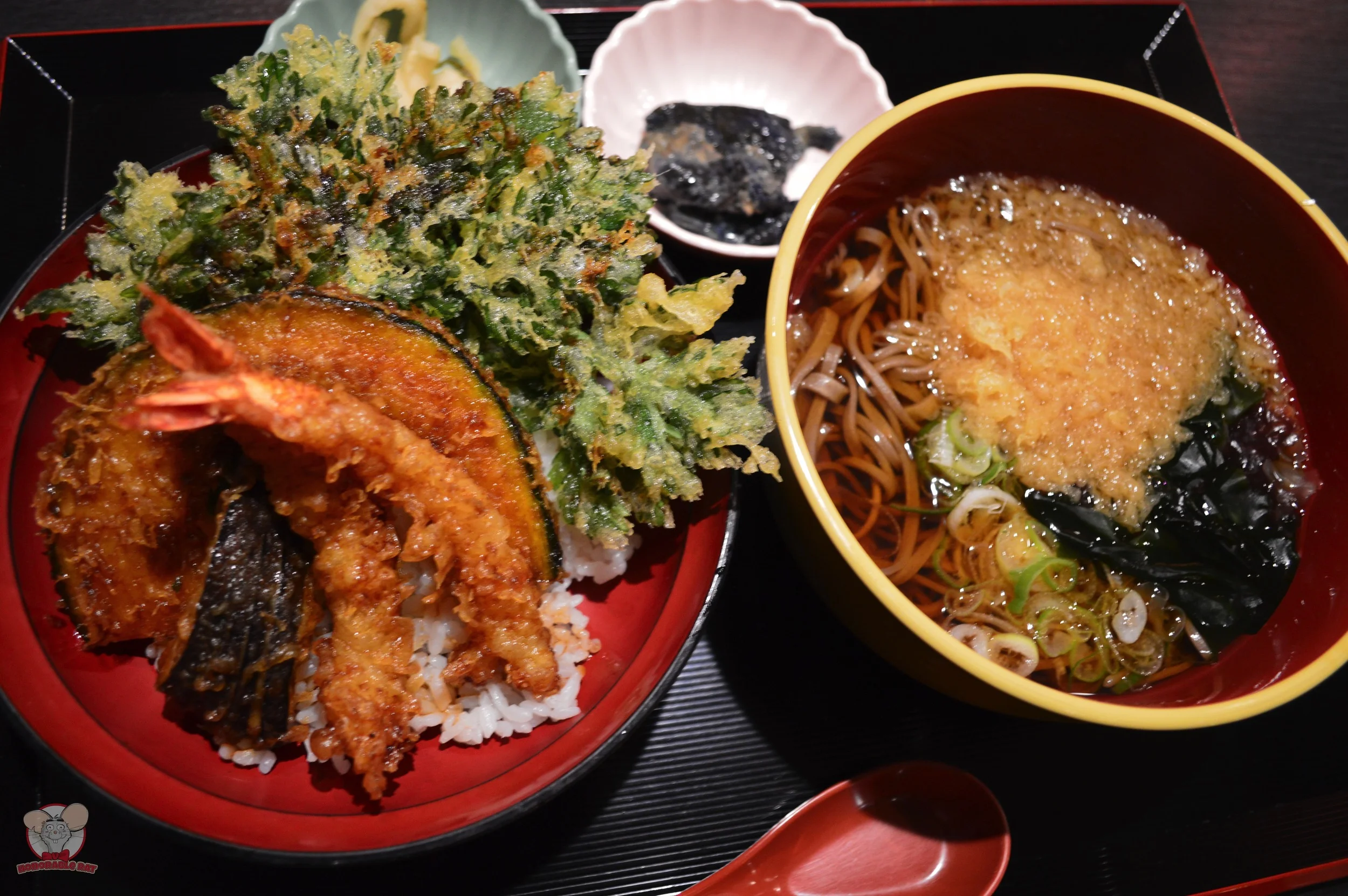 Tempura with Rice and Hot Soba Lunch Set