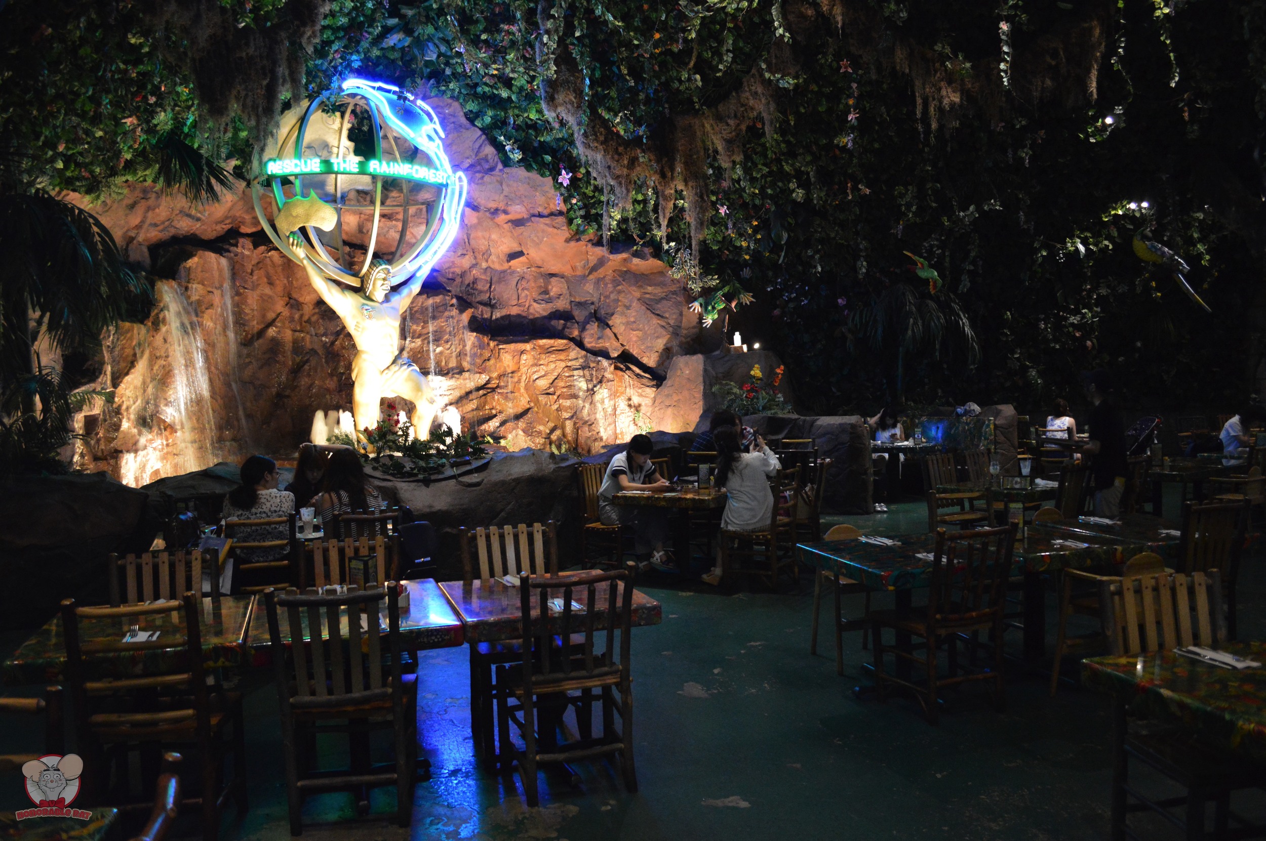 Rainforest Cafe
