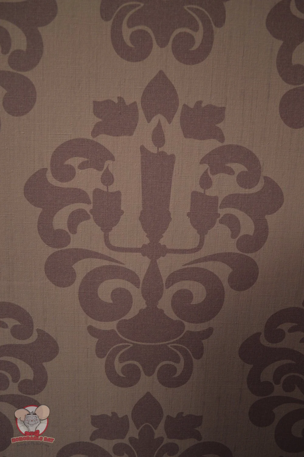 Lumiere on the wall