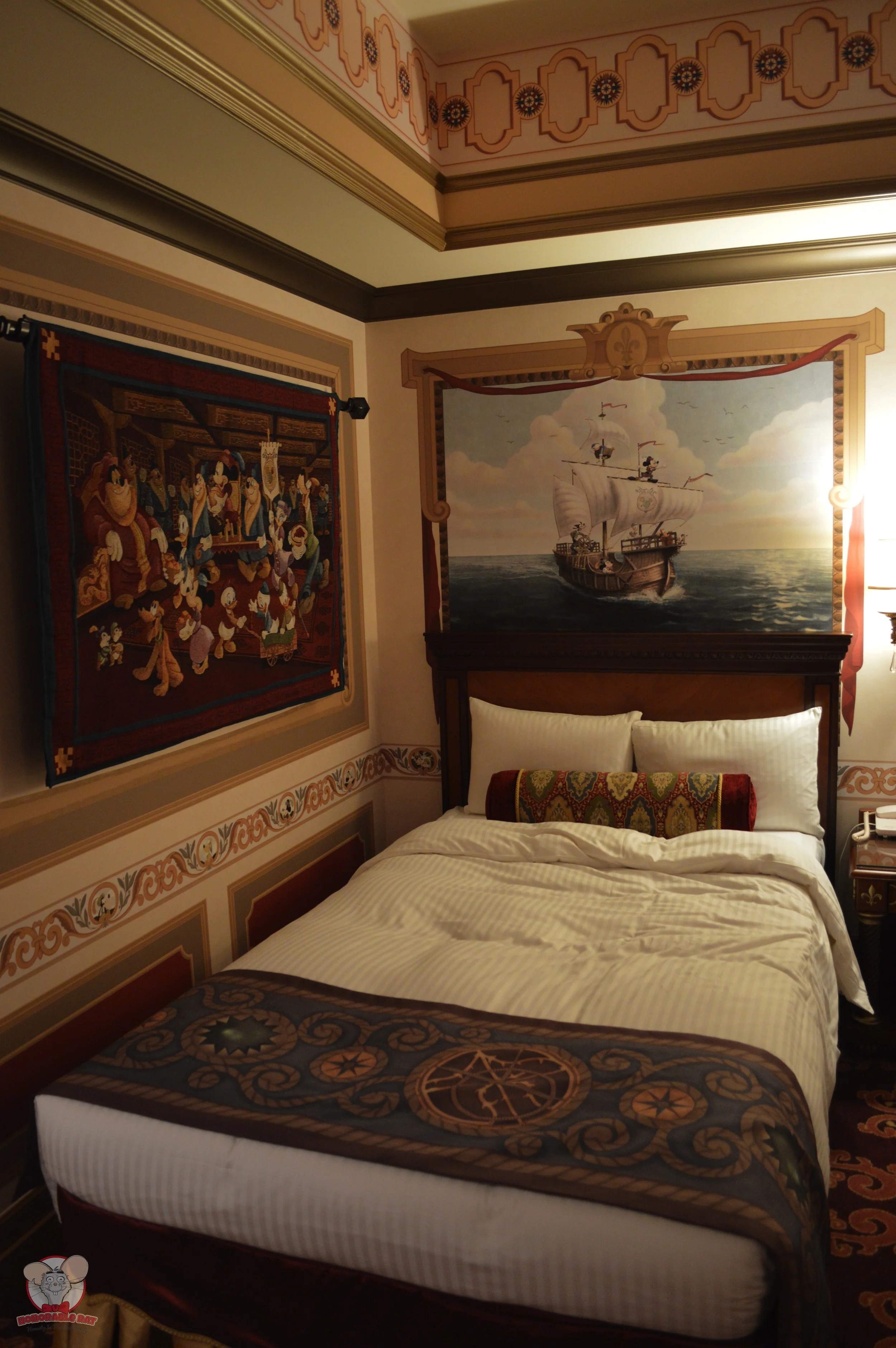 Corner Double Bed