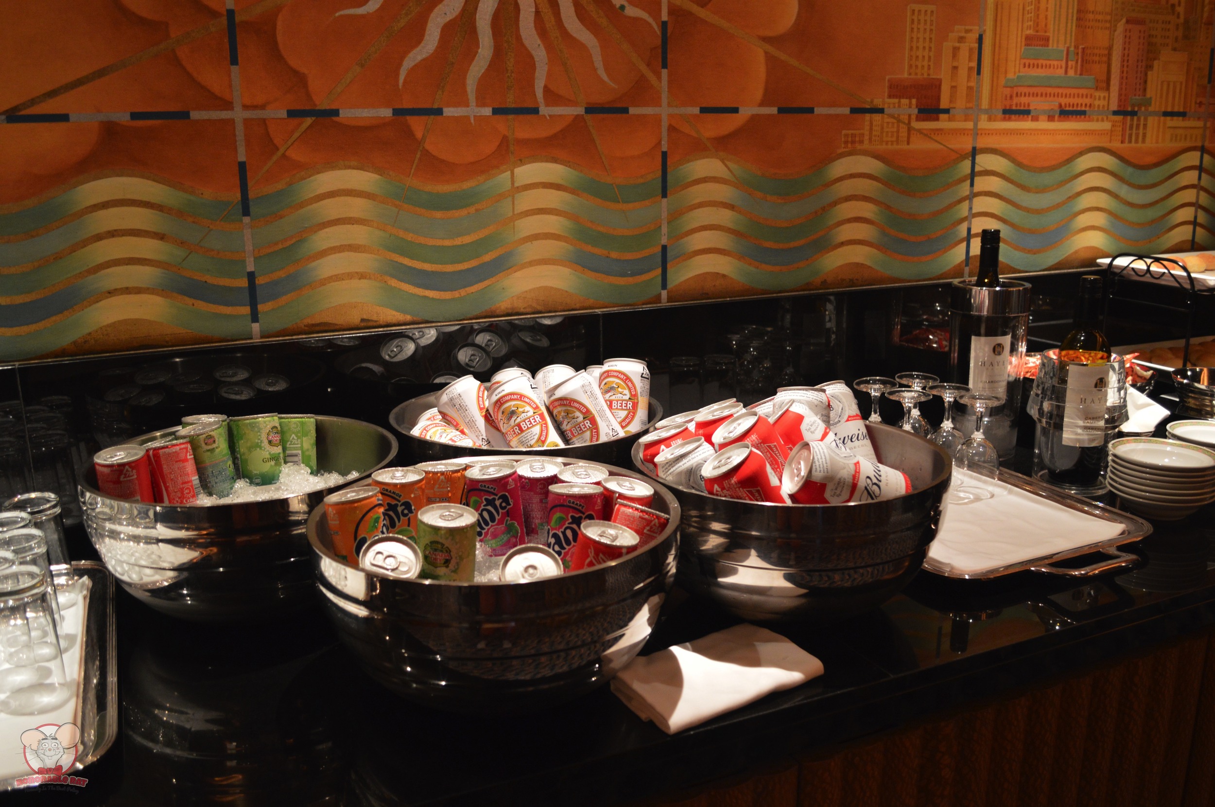 Beer, wine and canned drinks