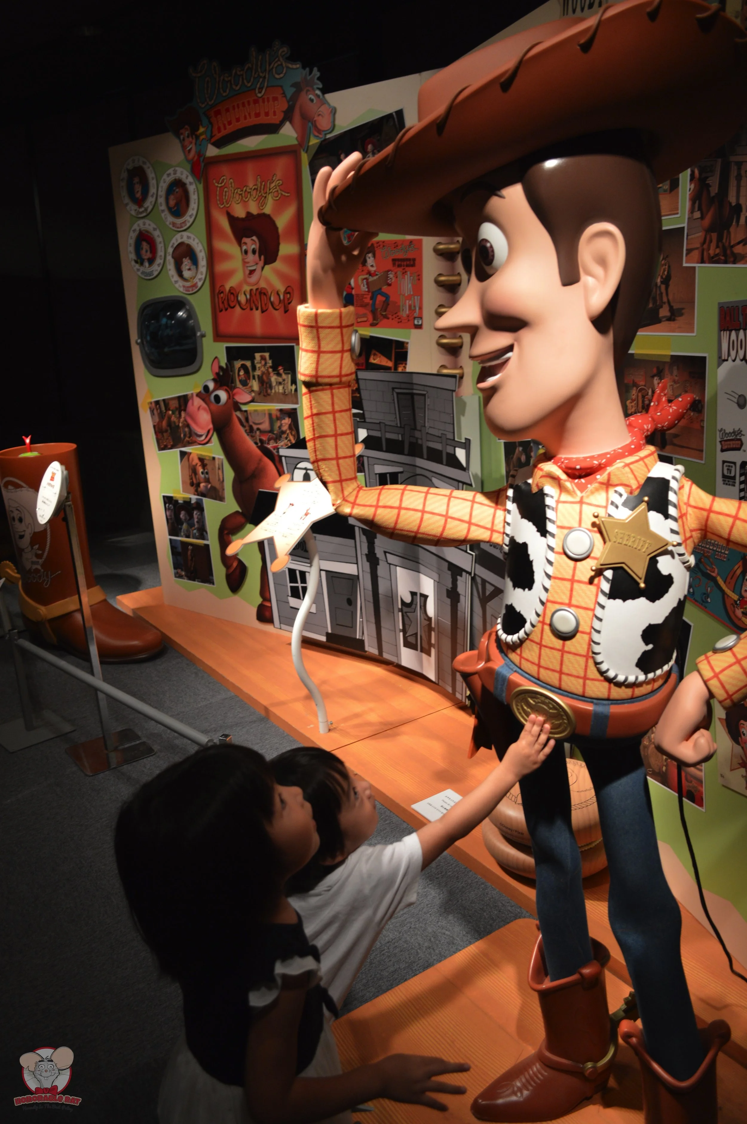 Haku trying to steal Woody's belt