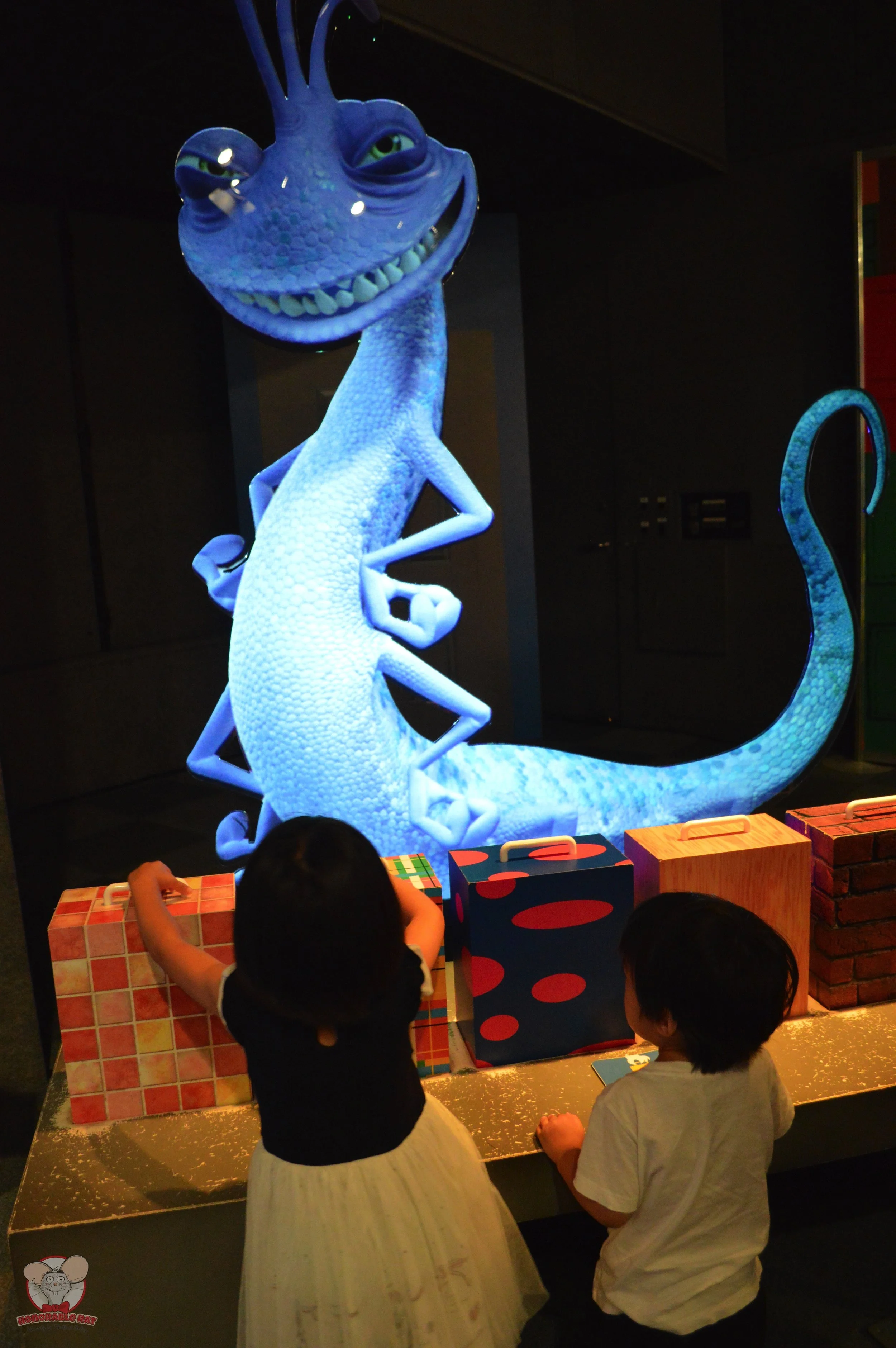 Kids playing with Randall
