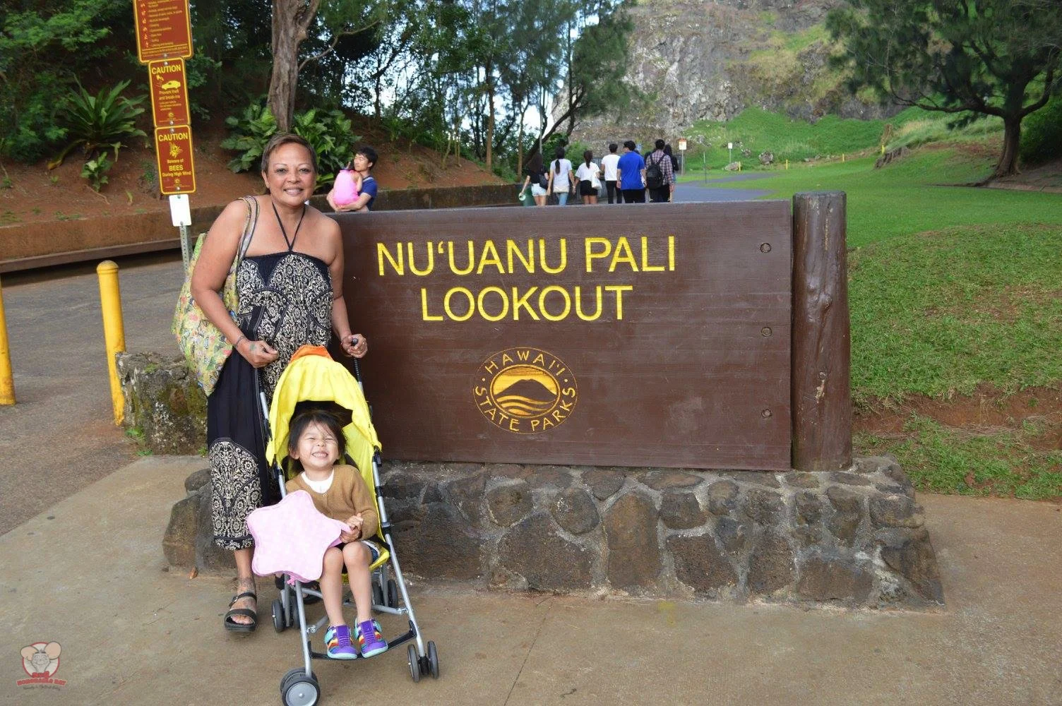 Big smiles at Nu'uanu Pali Lookout