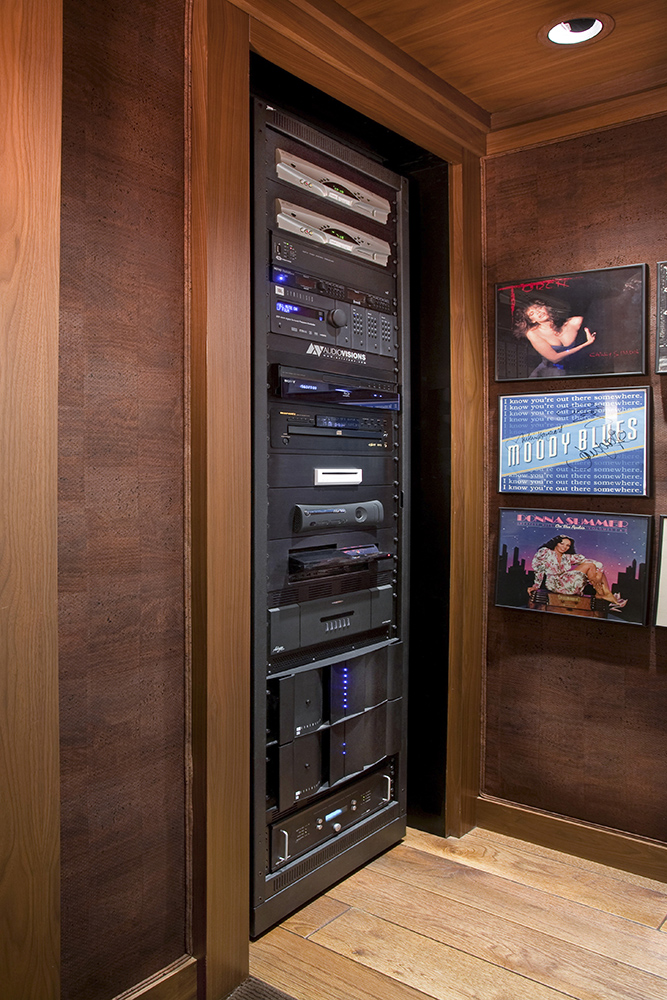 HRT-05-Racks.jpg