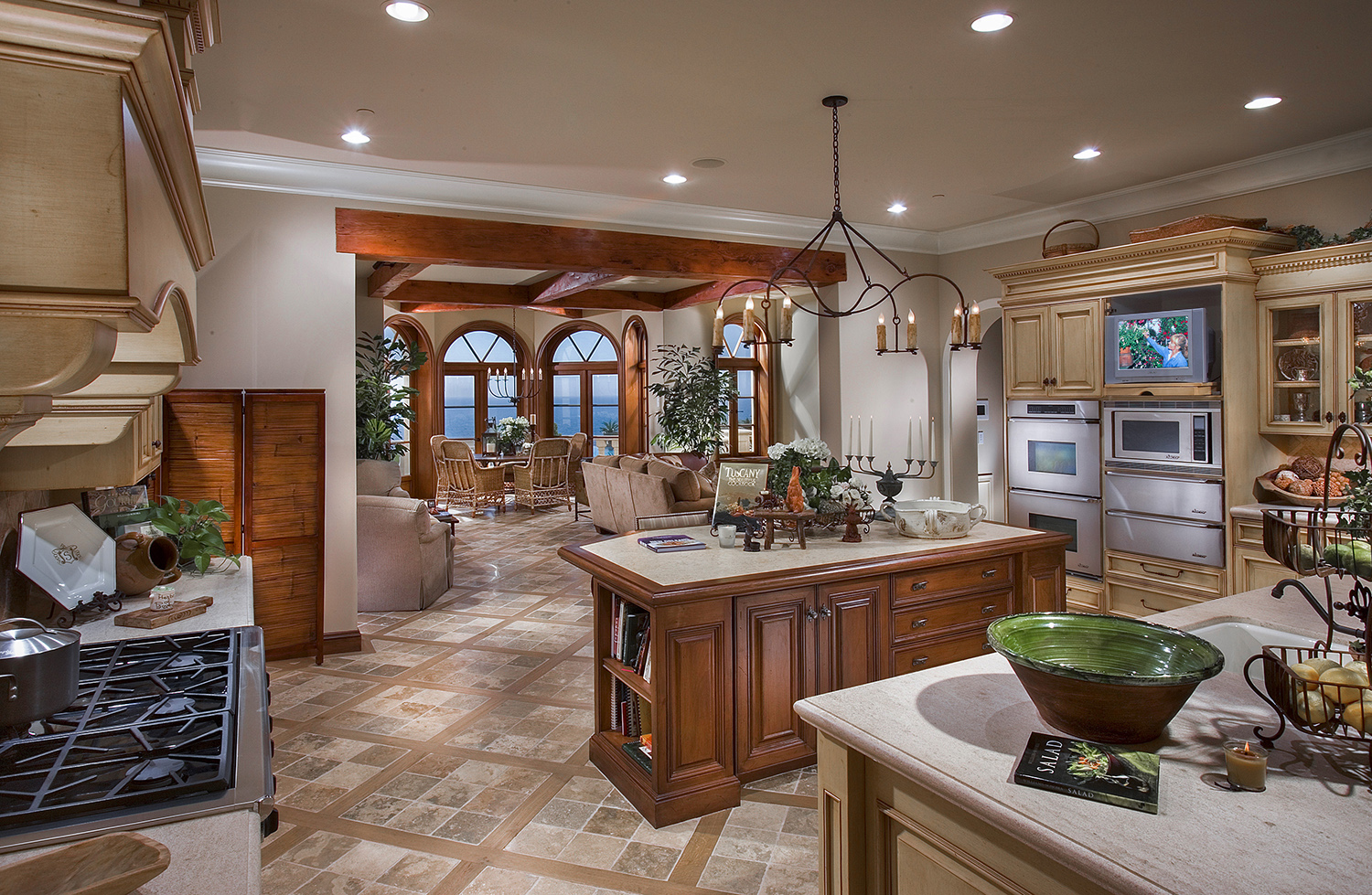 SLV-05-Kitchen_With_TV.jpg