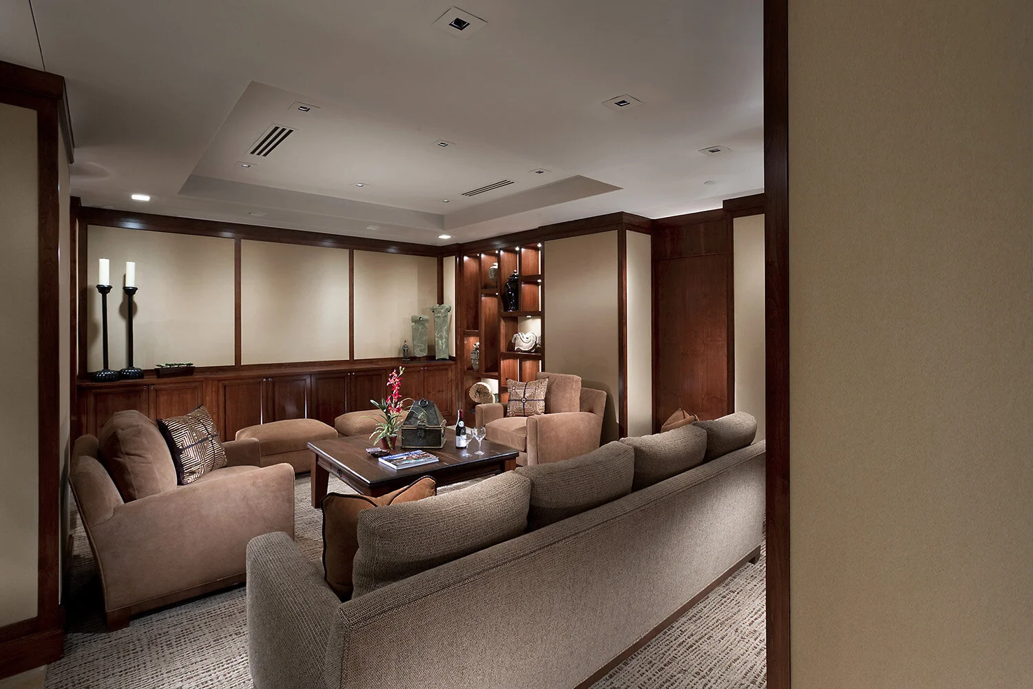 OCEC-06-Family_Room.jpg