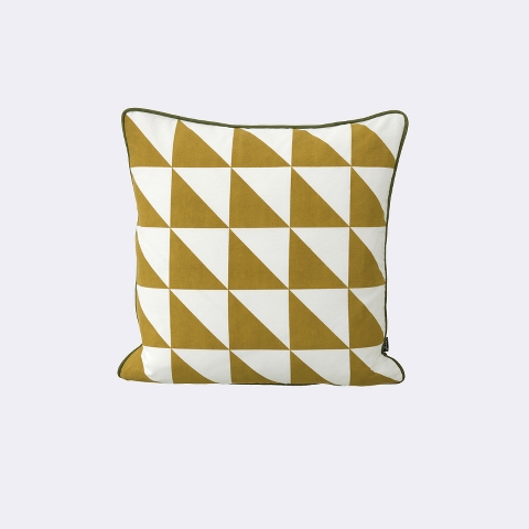 LARGE GEOMETRY CUSHION 7311