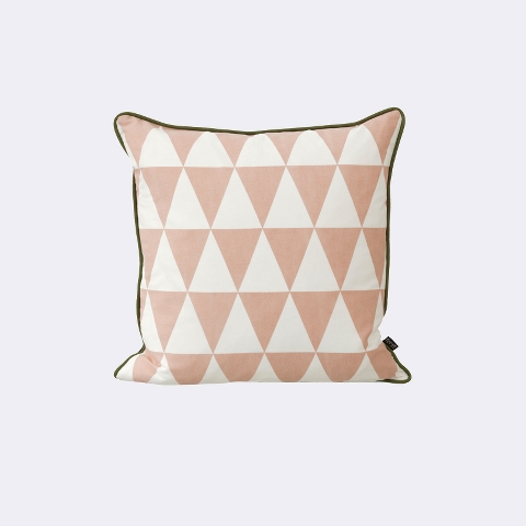 LARGE GEOMETRY CUSHION 7309