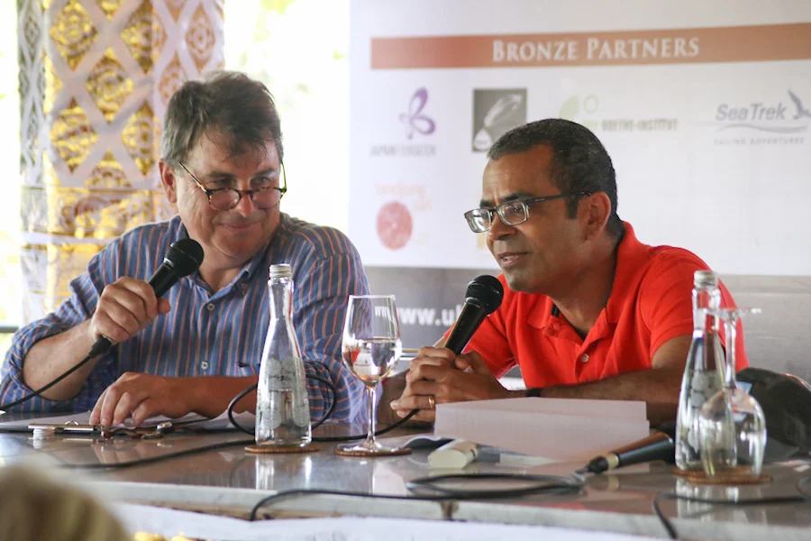 ABC Radio National Books & Arts Daily host, the delightful Michael Cathcart, speaks with novelist Akhil Sharma. Credit: Vifick. Family Life. Indus