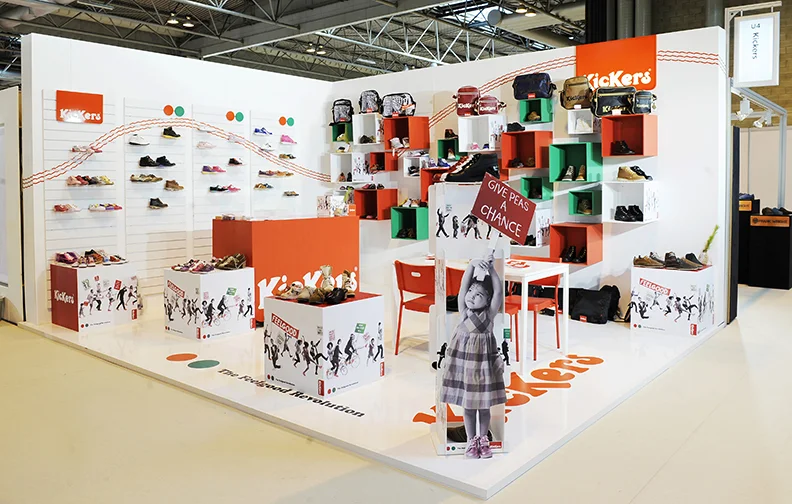 APROFESSIONAL SHOT.JPG