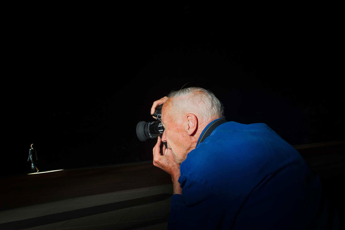  Bill Cunningham at Marc Jacobs, NYFW SS13   Photo by&nbsp;  Dina Litovsky  