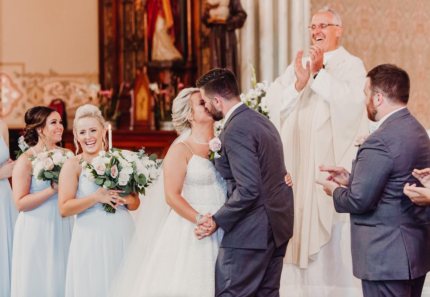 Wedding season is gearing back up over here at St. Joe&rsquo;s and we👏🏻are👏🏻here👏🏻for👏🏻it! Remembering the beauty that was 7.27.19 - the fantastic Mr. &amp; Mrs. Keith Hesse!!
...
photo credit: @monikabaranskiphotography