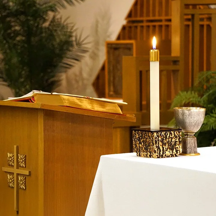 g2g-altar-no-mic.jpg