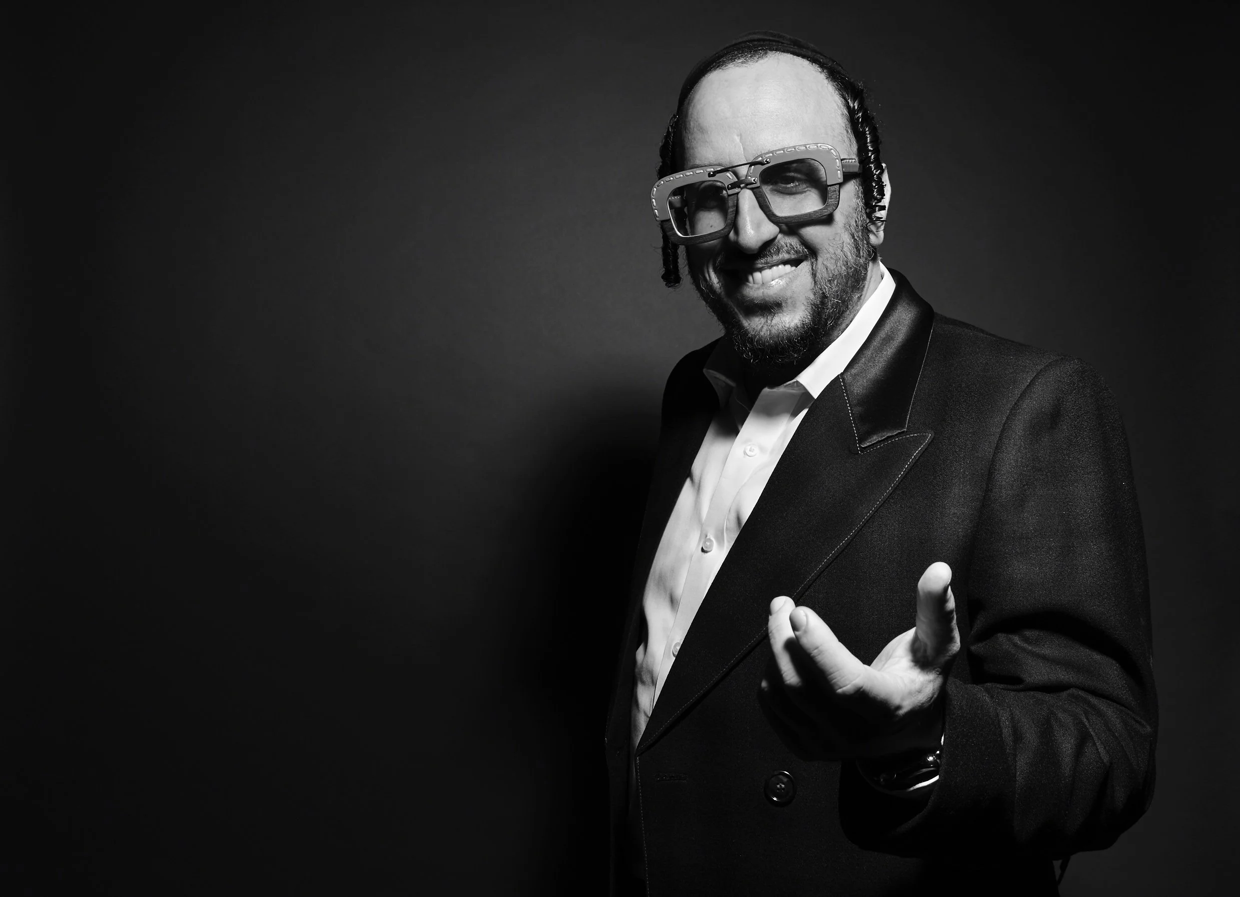 Lipa Schmelzer 202119373 1.jpeg