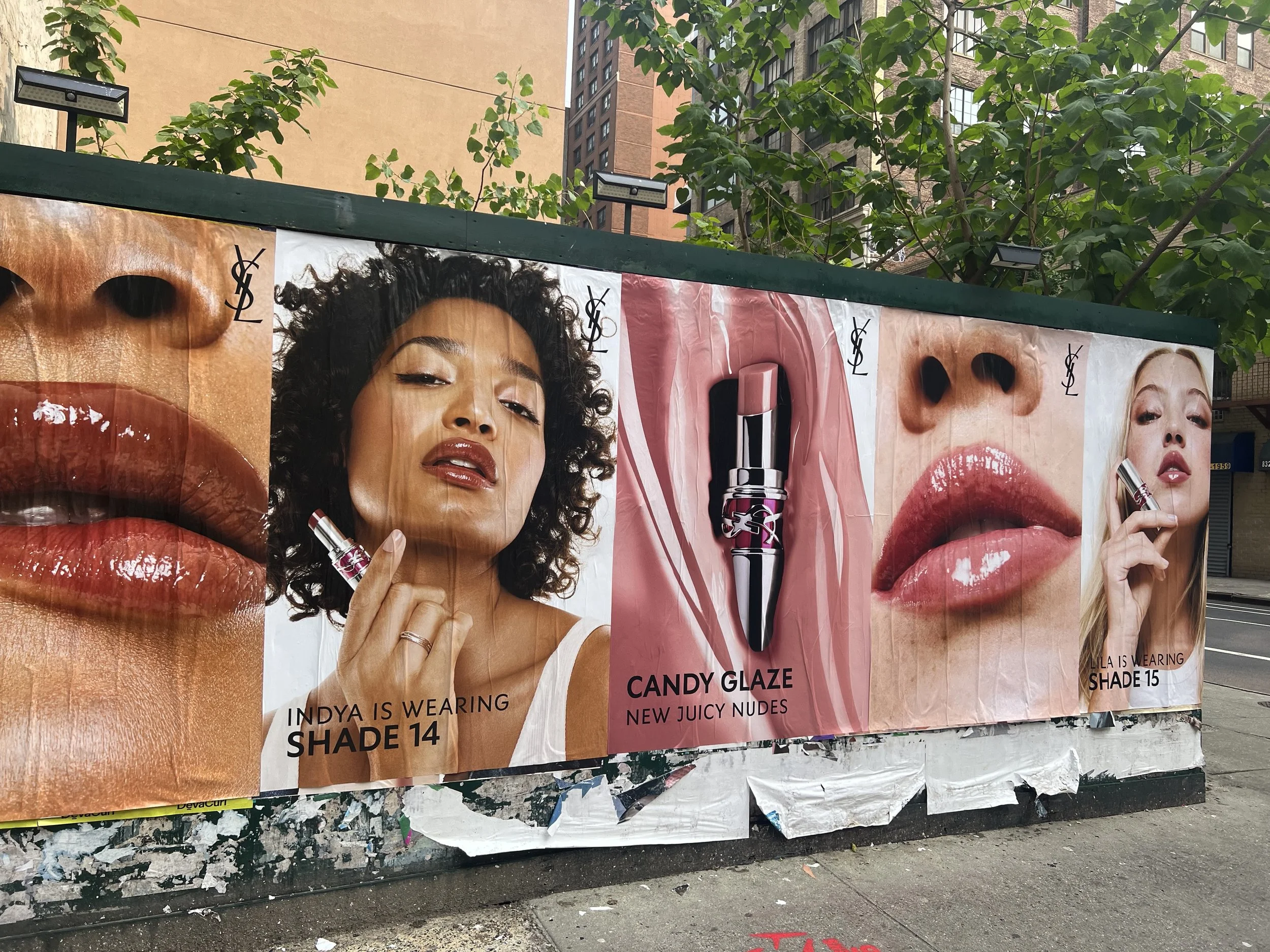 INDYA MOORE (makeup execution by Raisa Flowers) / LILA MOSS (makeup execution by Tom Pecheaux) 