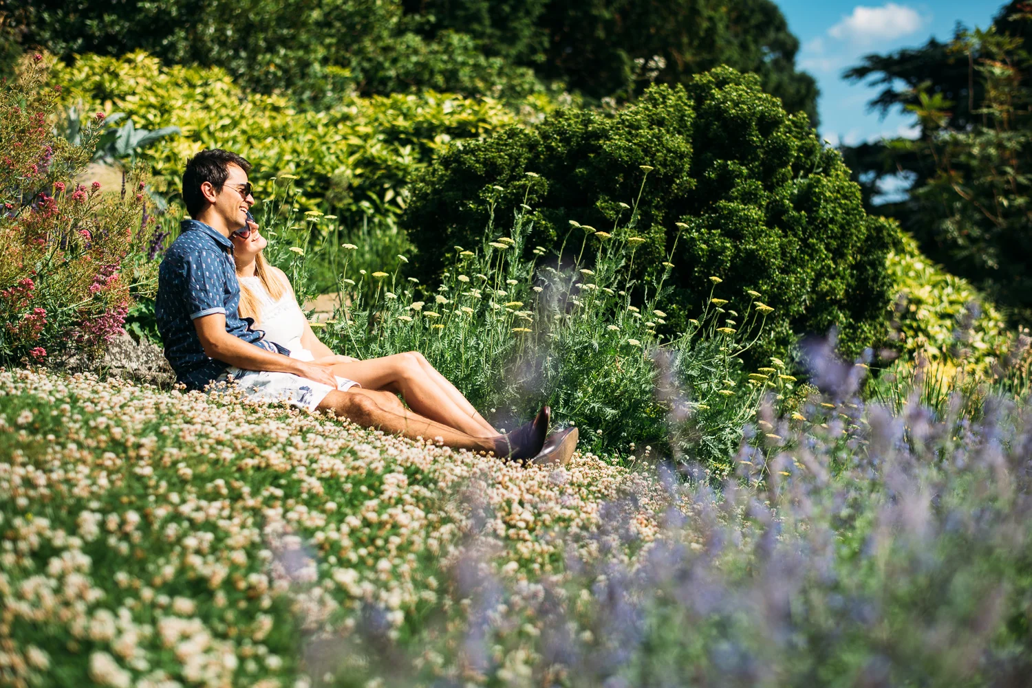 summery-richmond-park-engagement-shoot-24.jpg