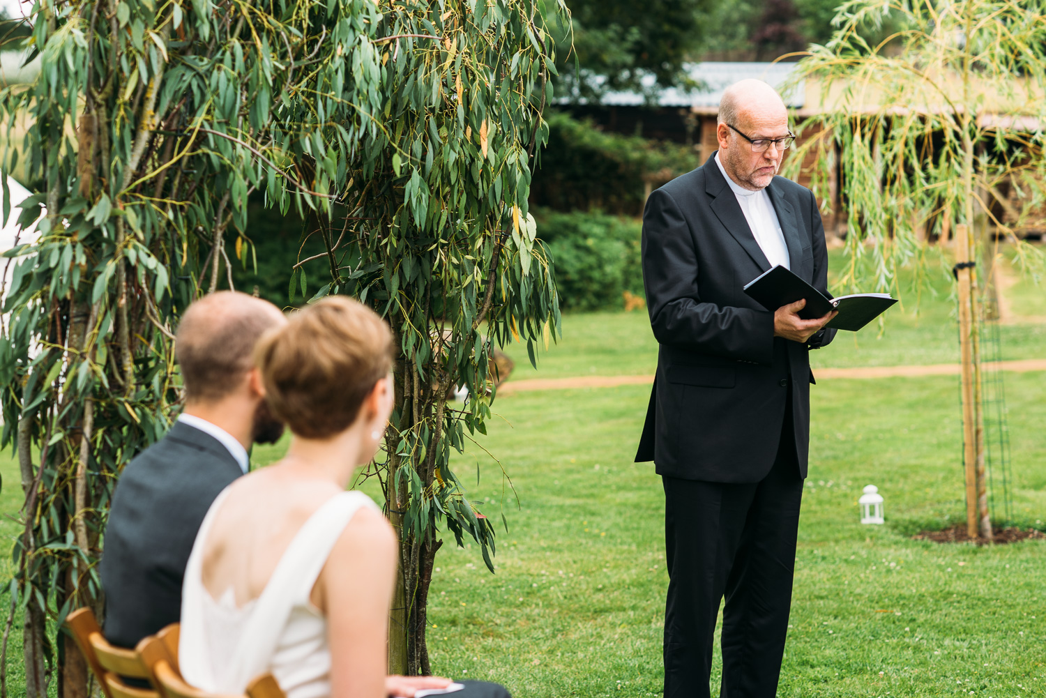 back-garden-wedding-31.jpg