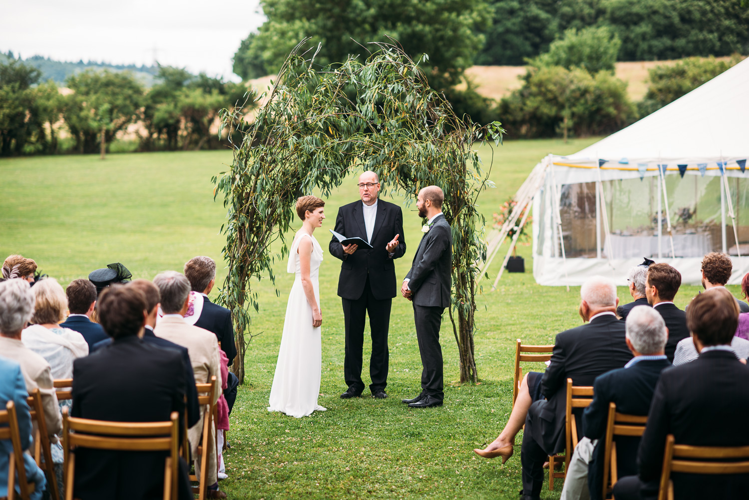 back-garden-wedding-38.jpg