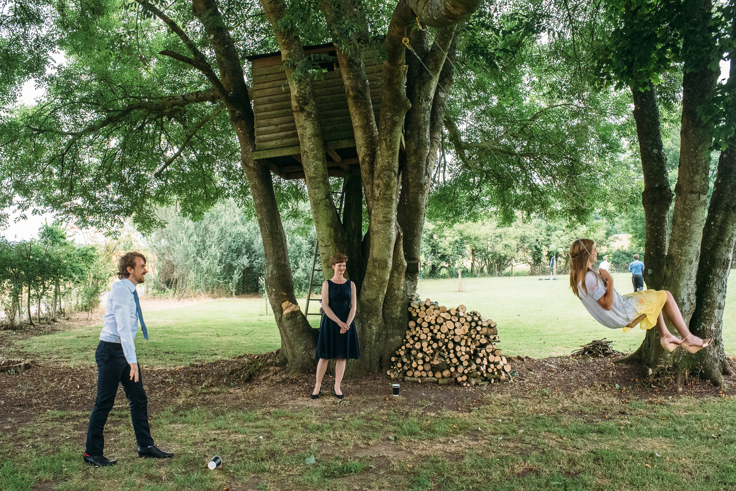 back-garden-wedding-95.jpg
