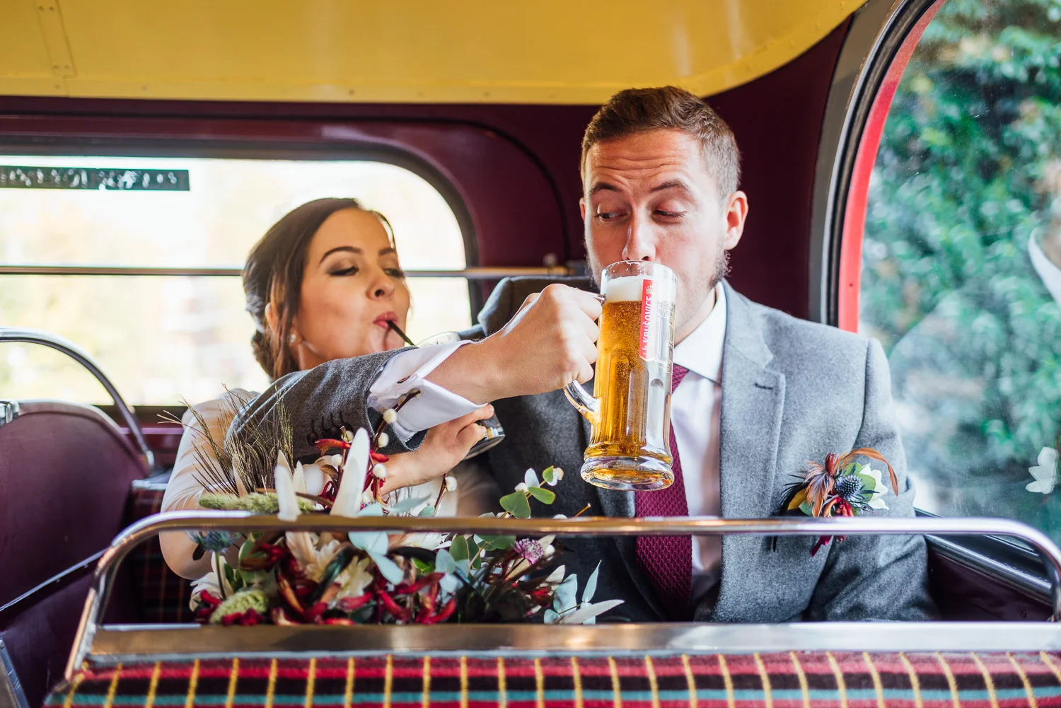 06-routemaster-bus-wedding-pint.jpg
