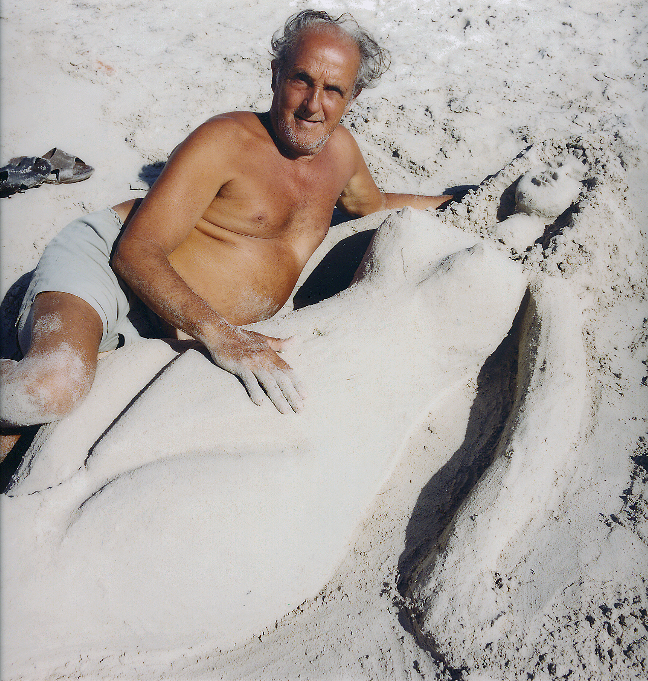 Beach Sculptor, Cuba 1989