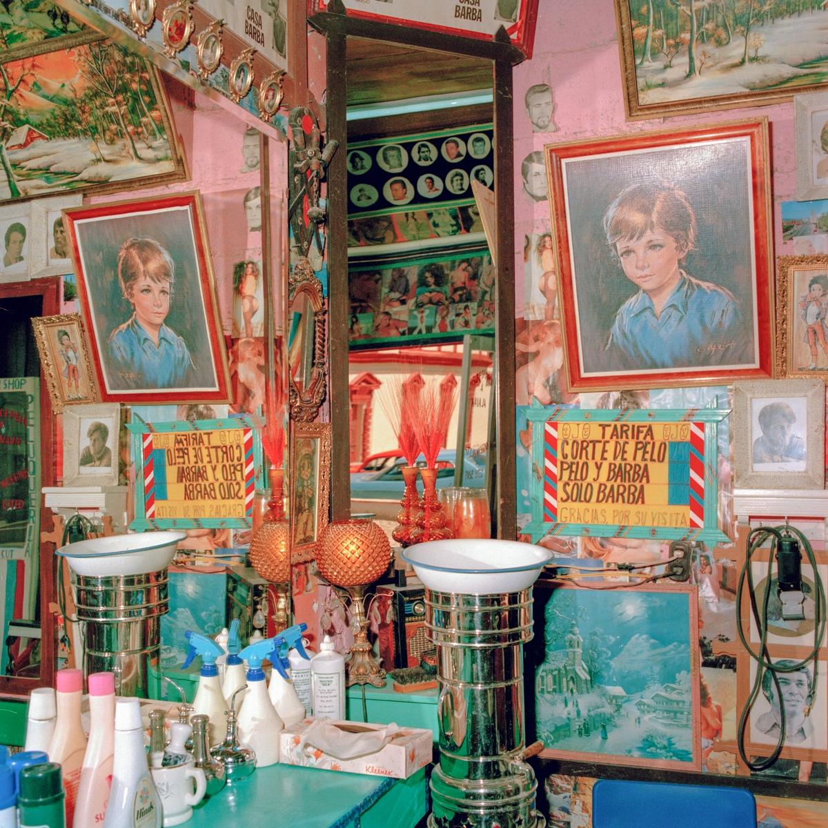 Barbershop Corner, San Cristobal de las Casas, Chiapas, México 1986