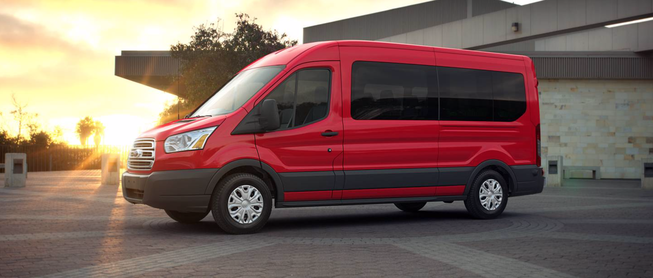 2019 Ford Transit Passenger Wagon 360