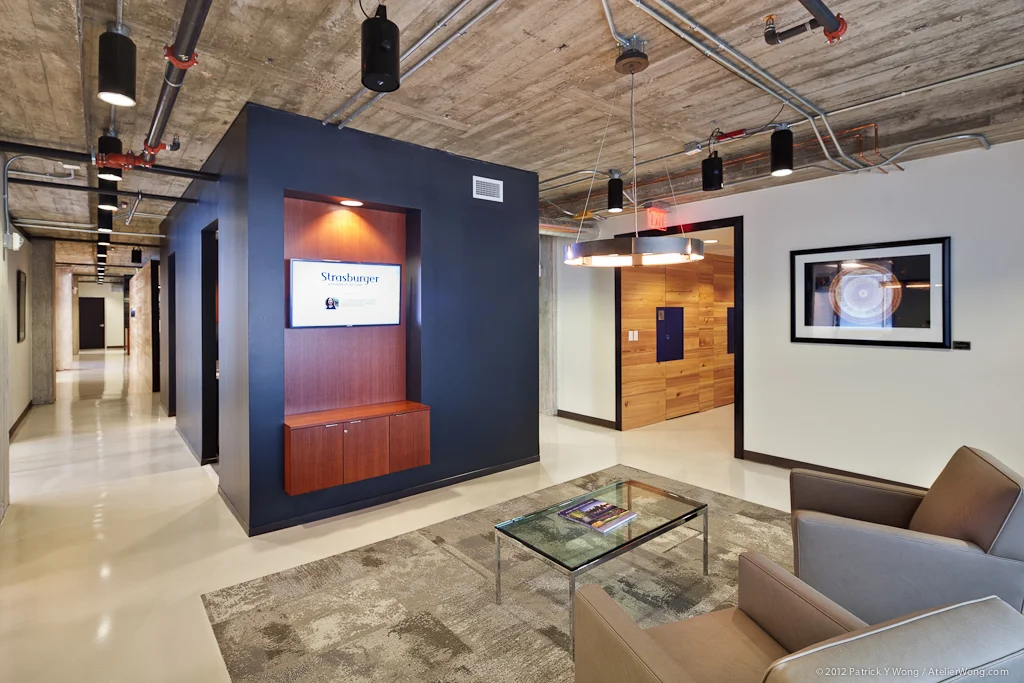 Strasburger Price_Lounge_Sixthriver Architects.jpg