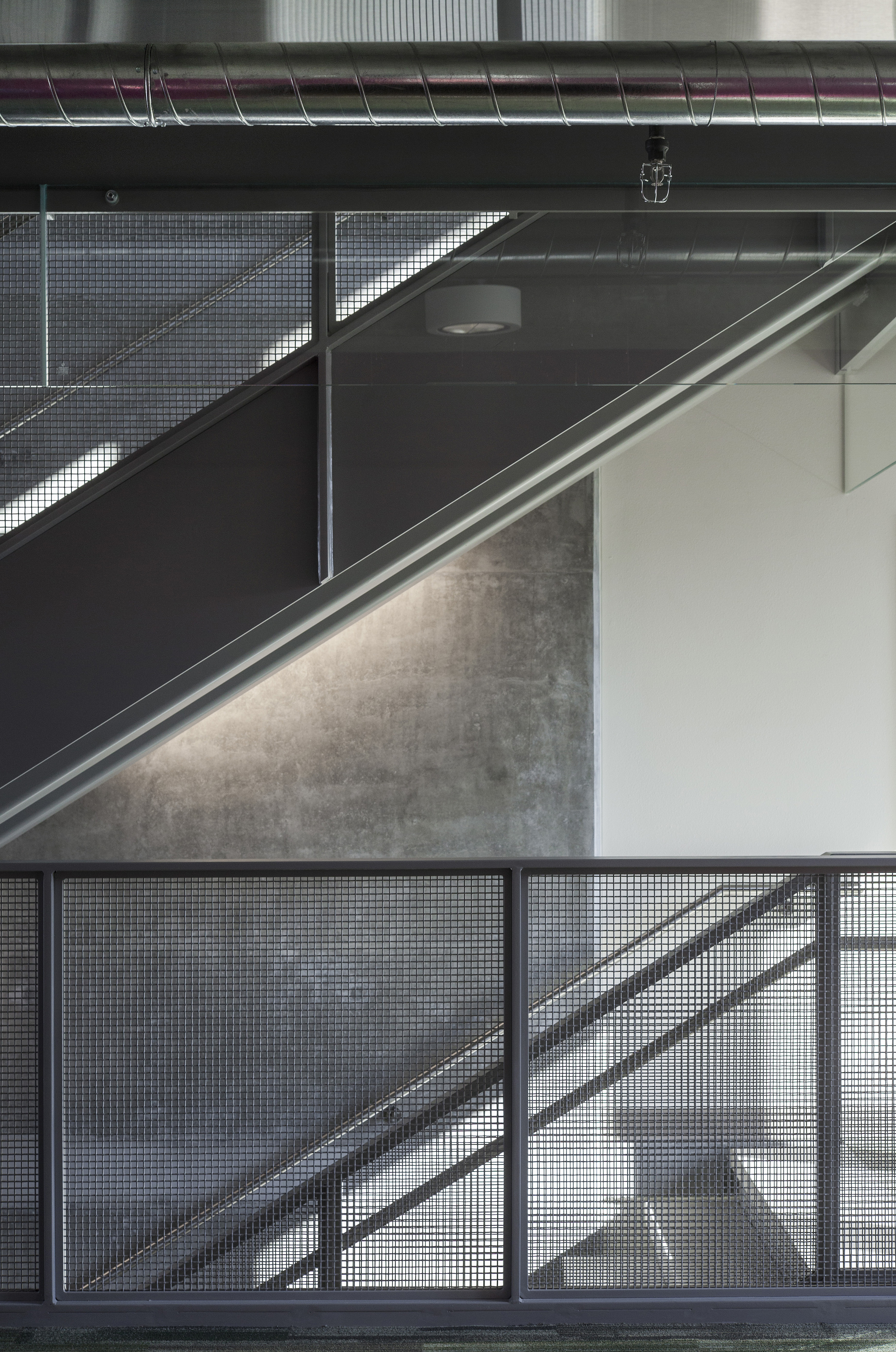 University Pointe PSU_Stairwell_Sixthriver Architects.jpg