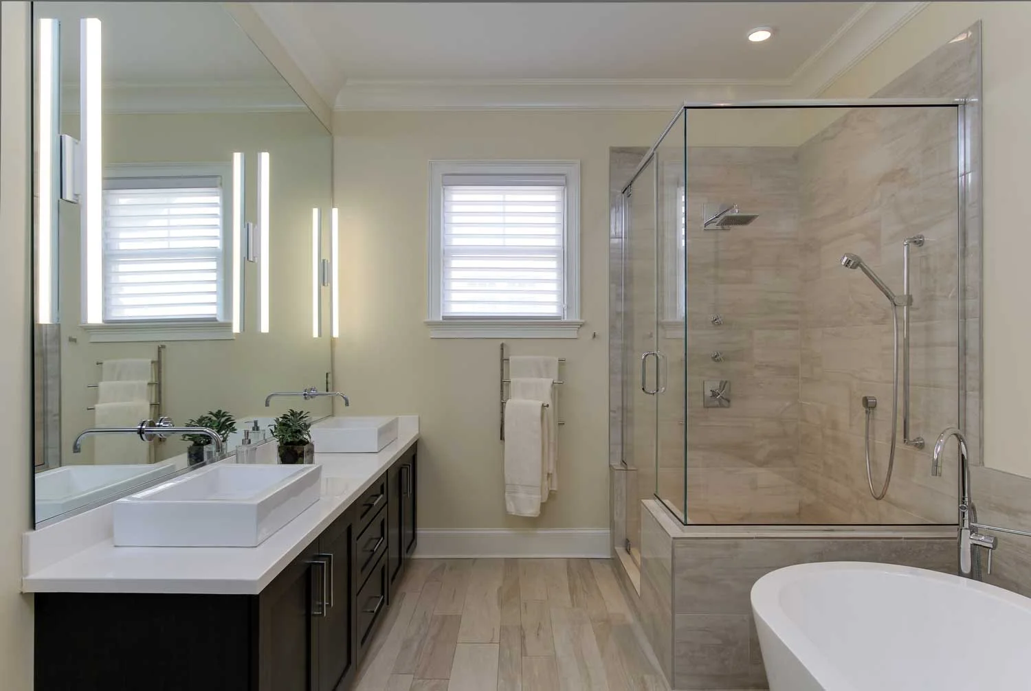 Elegant Modern Bathroom Design